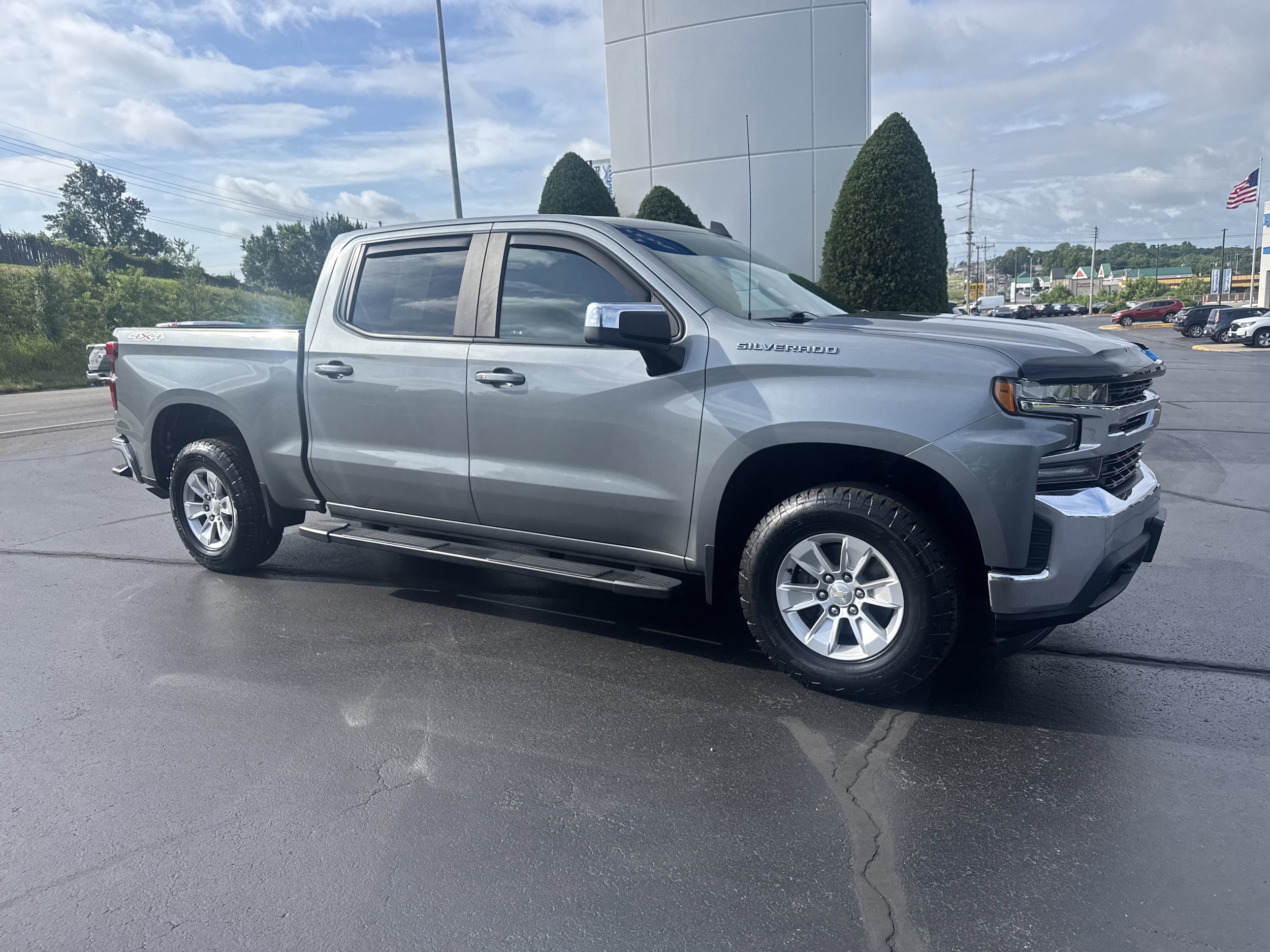2020 Chevrolet Silverado 1500 LT 4X4 Crew Cab Short Box's photo