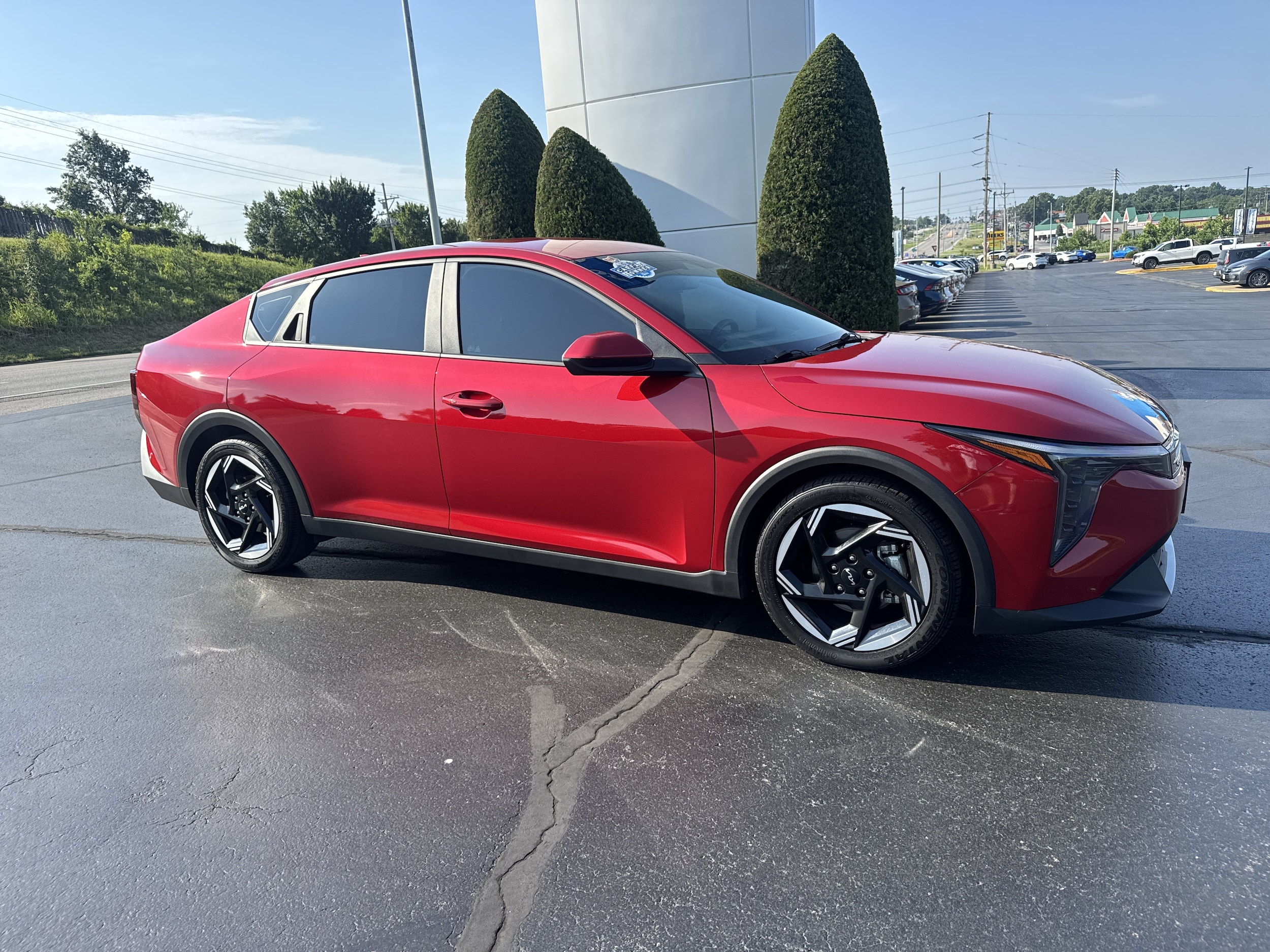 2025 Kia K4 EX AT's photo