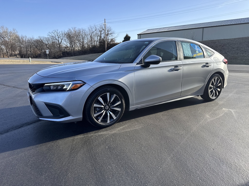 Used 2024 Honda Civic EX-L Hatchback