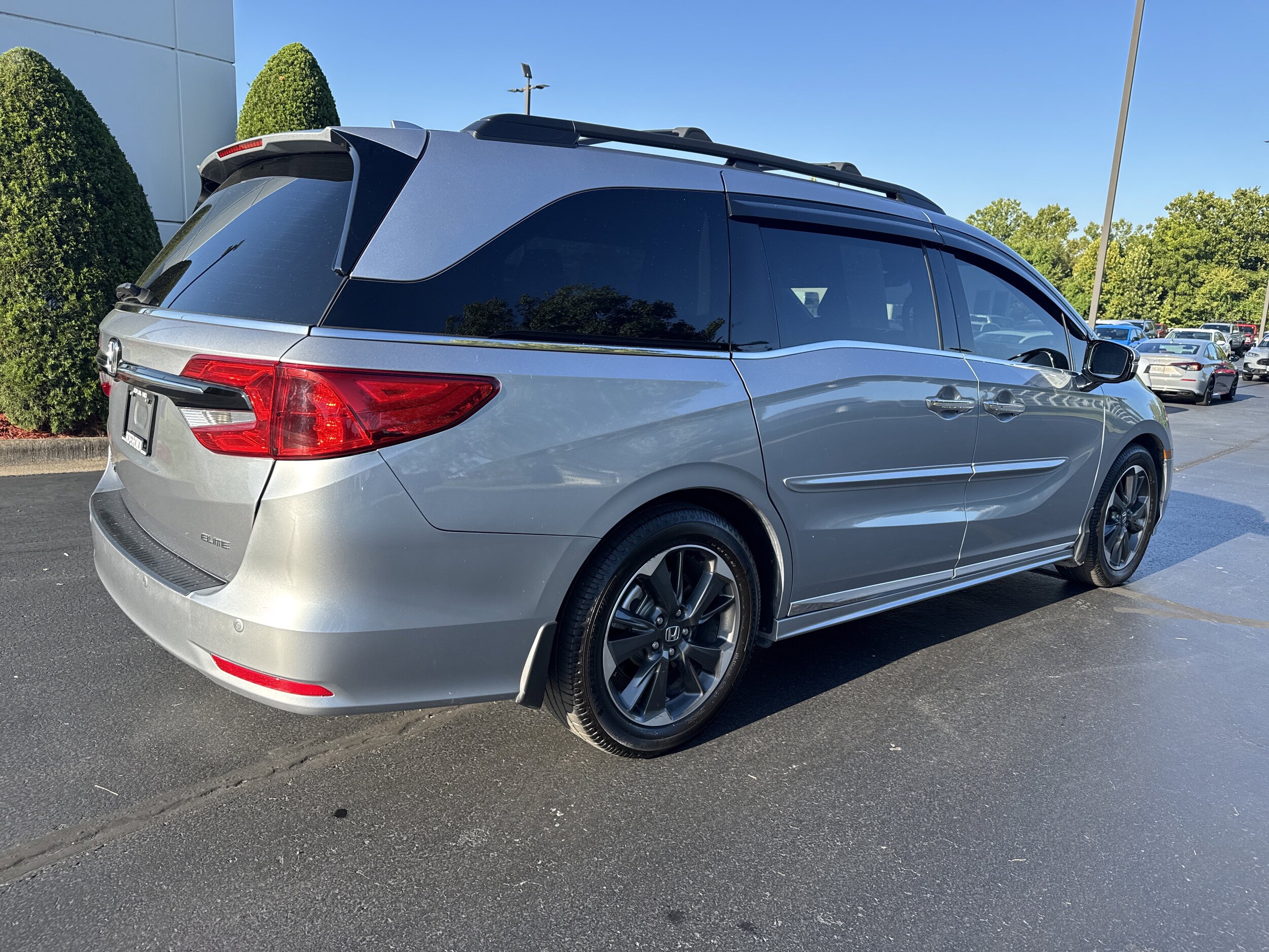 2023 Honda Odyssey Elite photo 4
