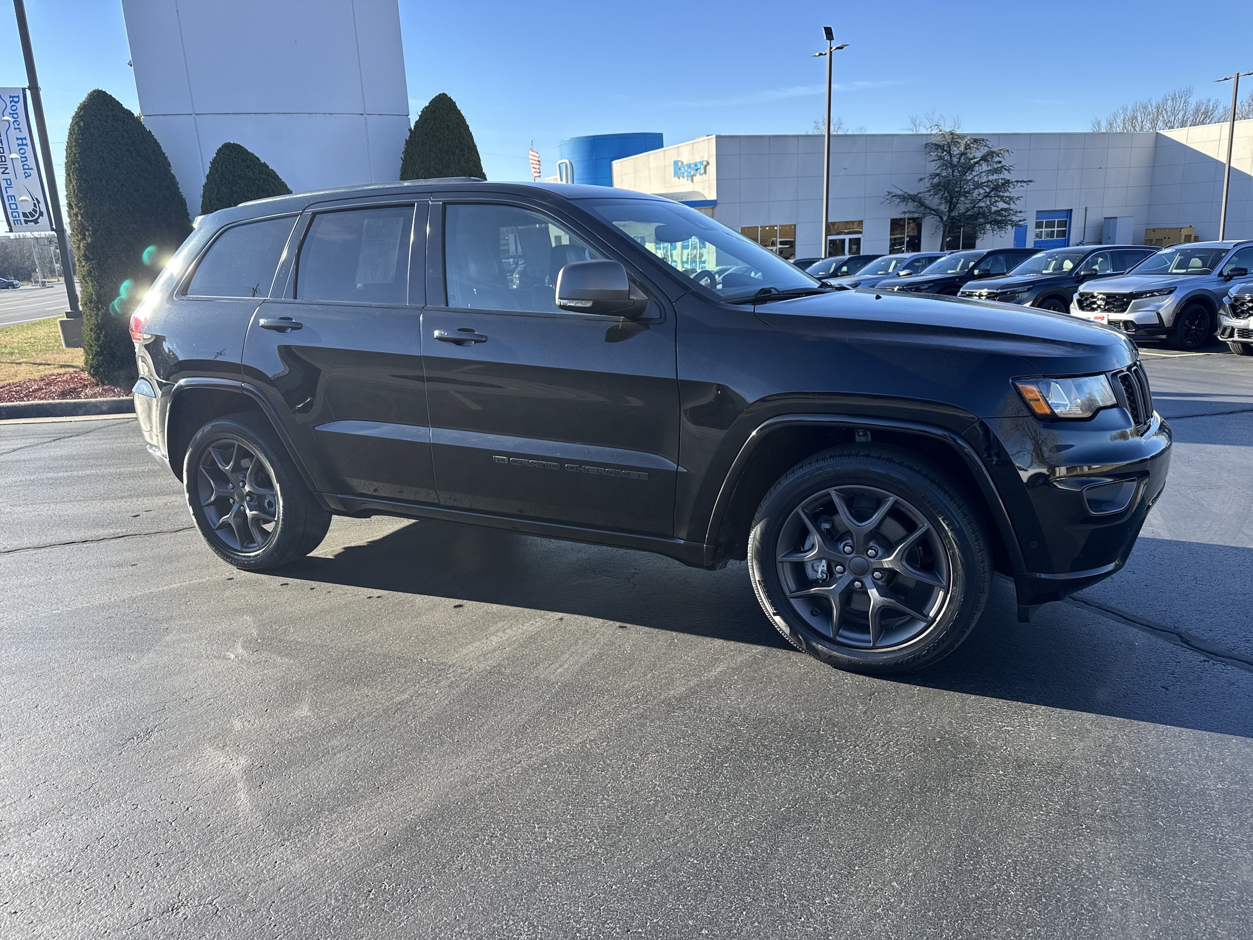 2021 Jeep Grand Cherokee 80th Edition's photo