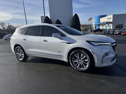 2023 Buick Enclave Avenir SUV