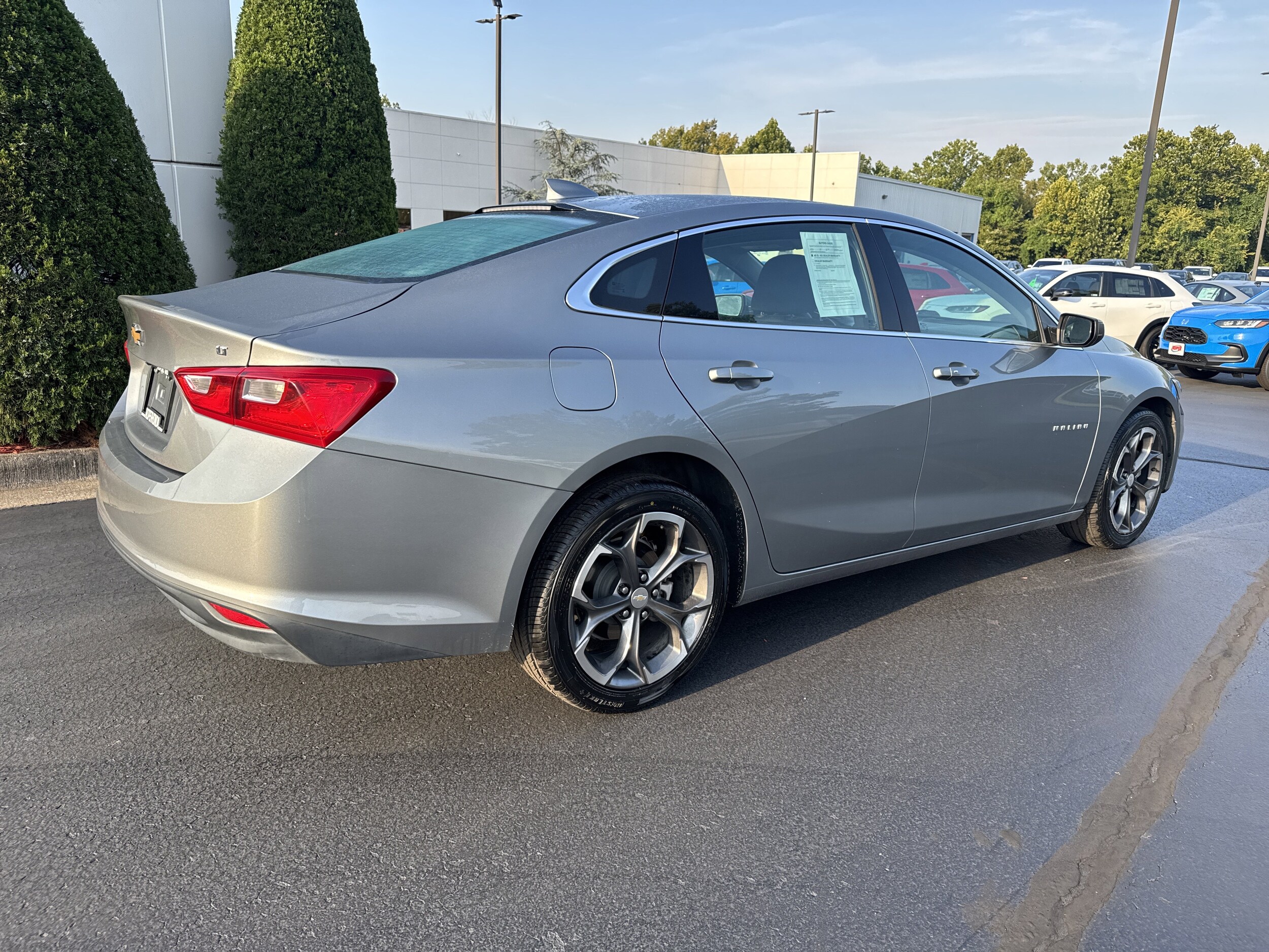 2023 Chevrolet Malibu 1LT photo 4
