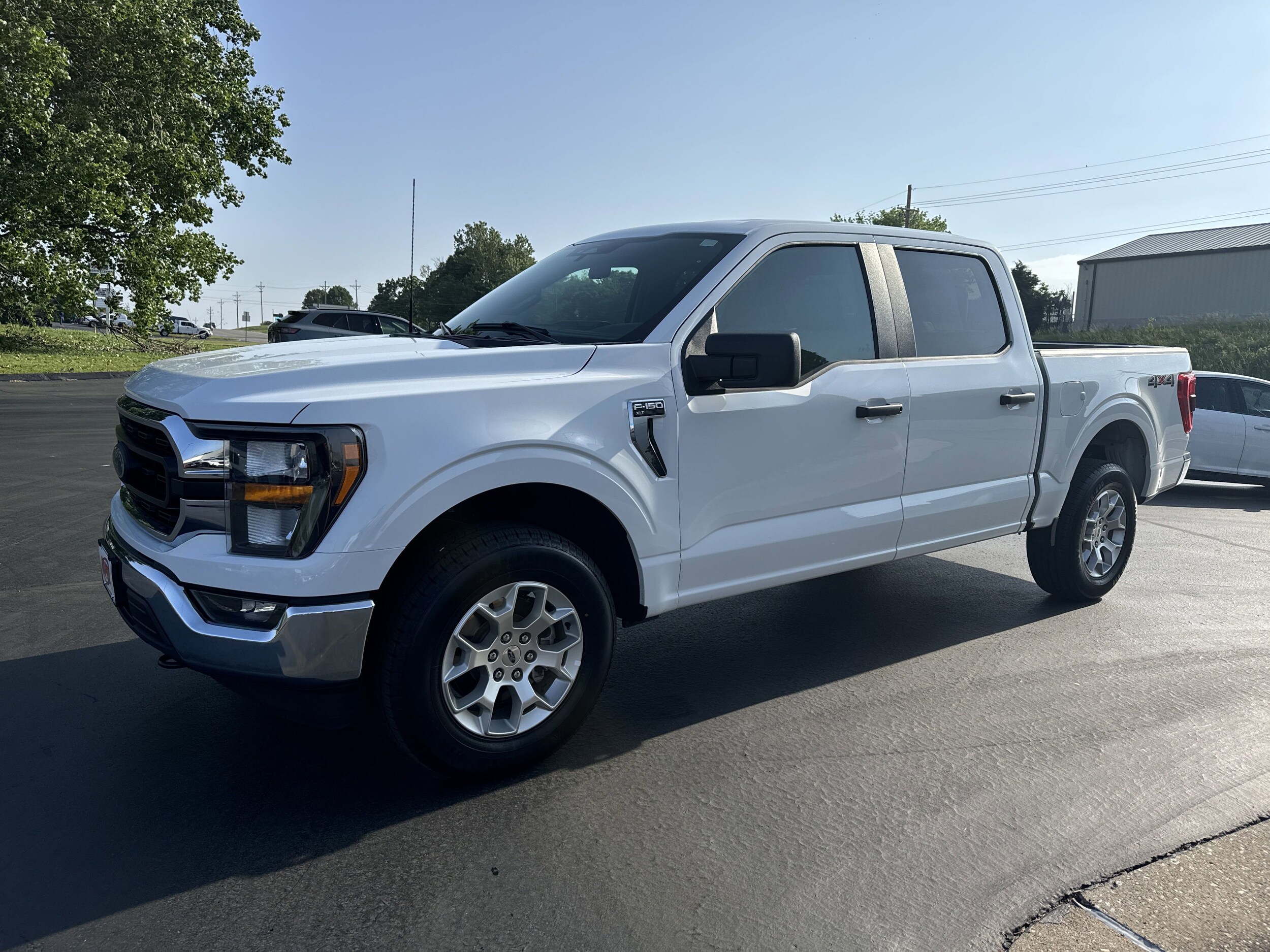 2023 Ford F-150 XLT photo 2