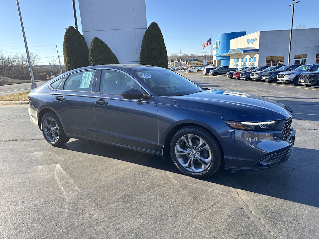 Used 2024 Honda Accord EX Sedan