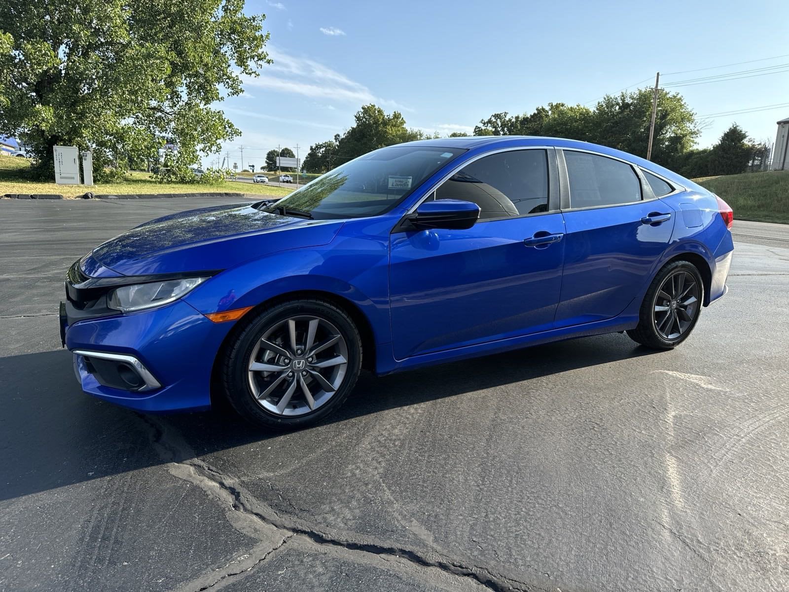 Used 2020 Honda Civic EX with VIN 19XFC1F34LE010325 for sale in Joplin, MO