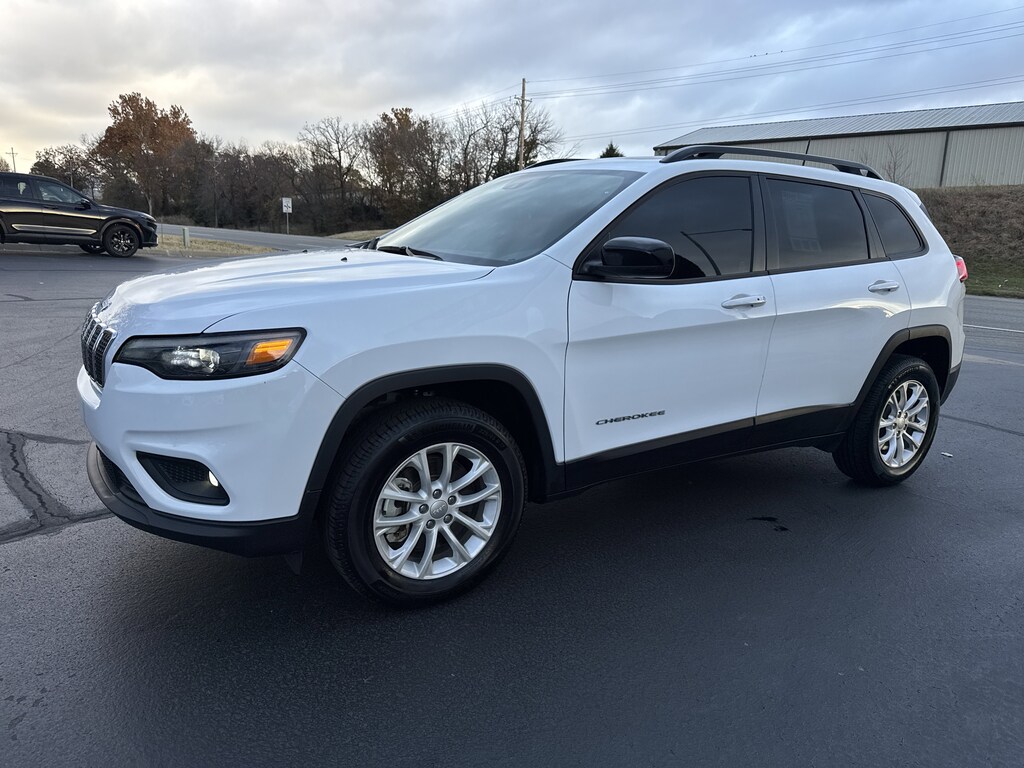 Used 2022 Jeep Cherokee Latitude Lux SUV