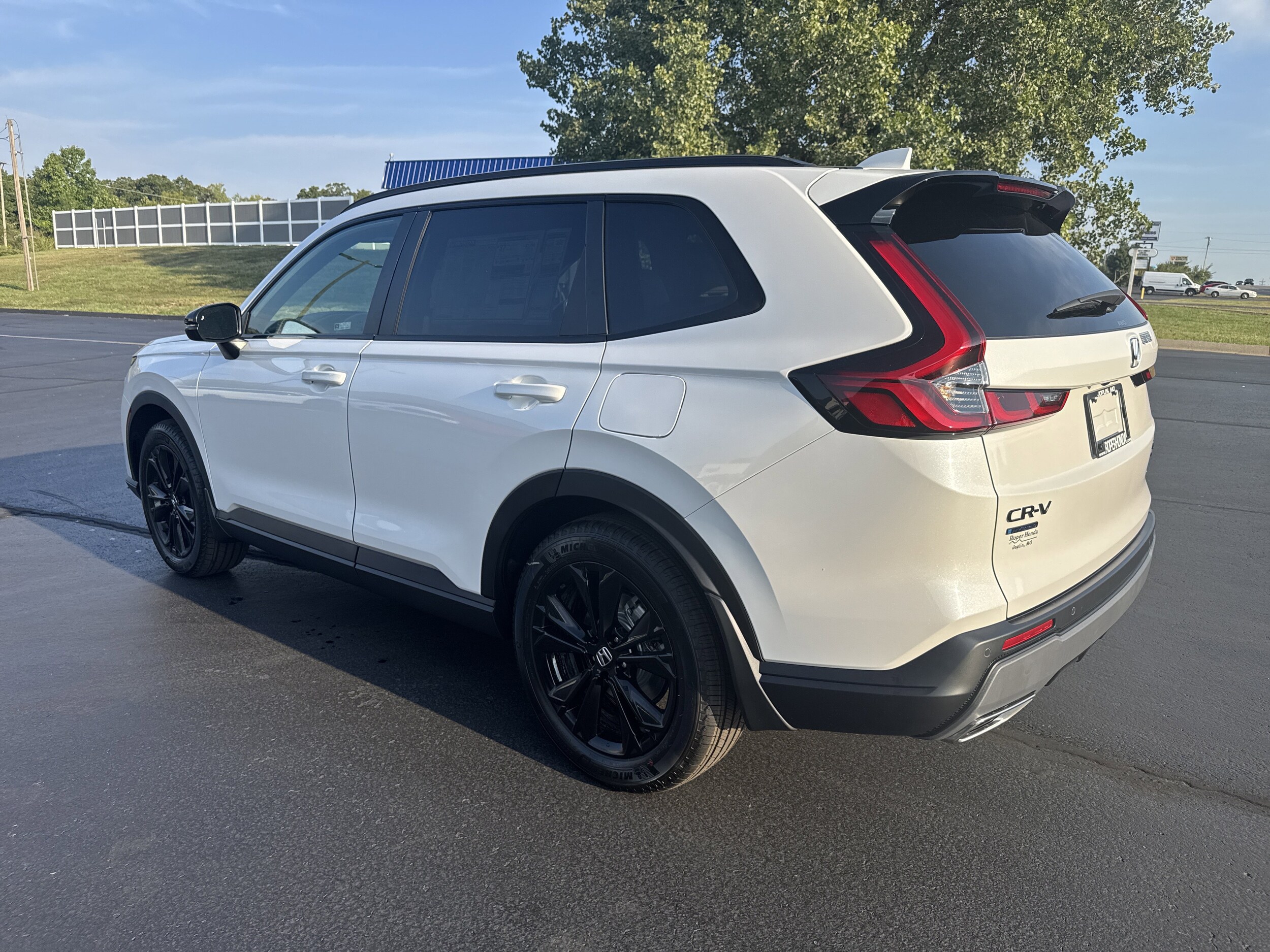 2026 Honda CR-V Sport Touring photo 3