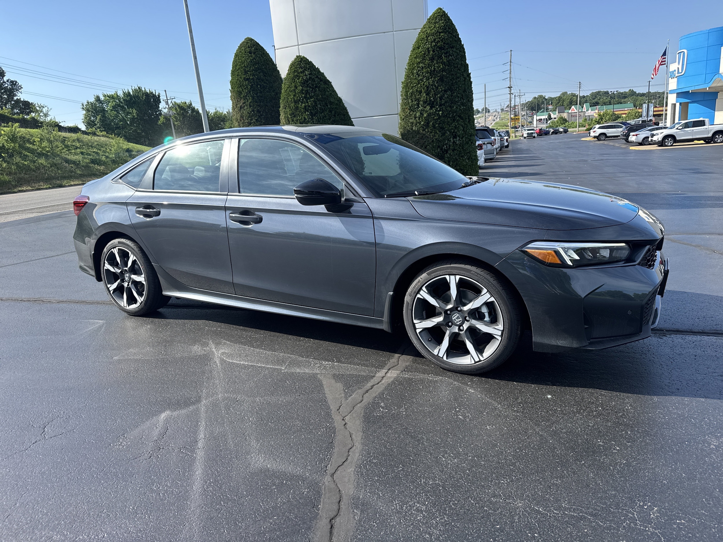 2026 Honda Civic Sport Hybrid CVT's photo