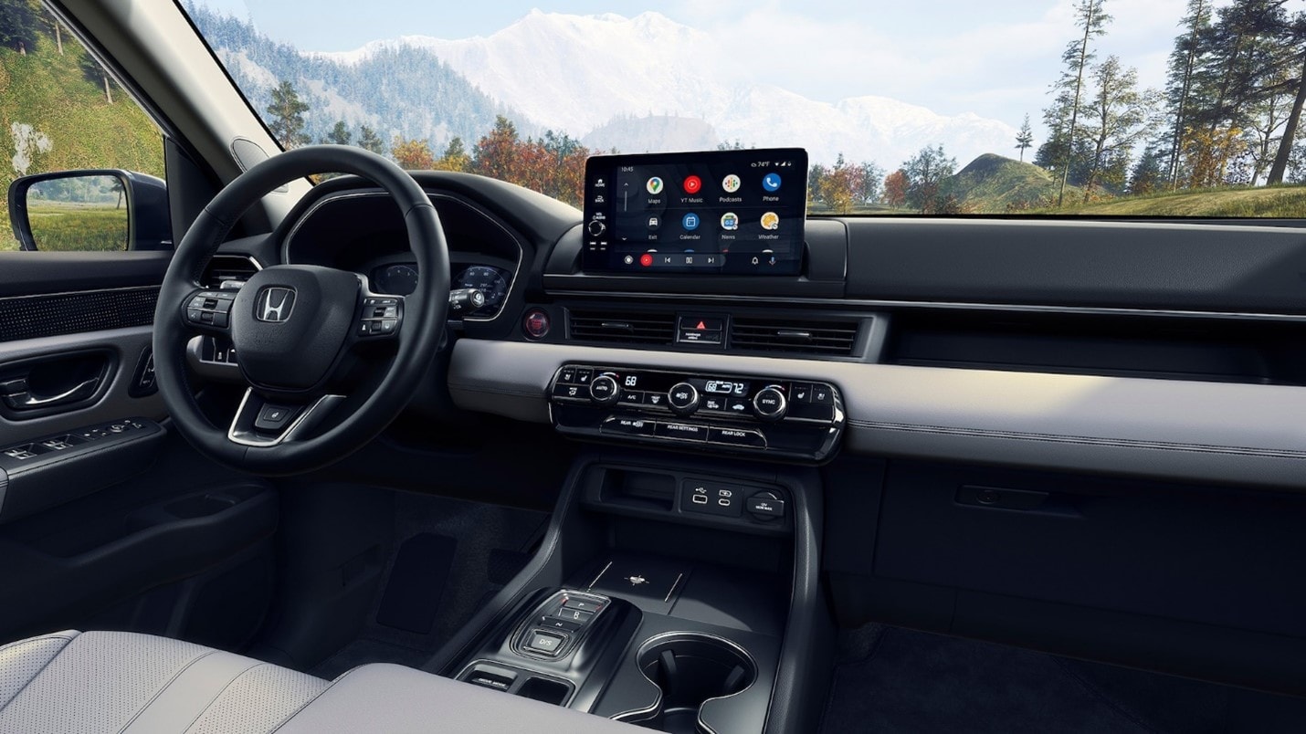 2023 Honda Pilot front cabin