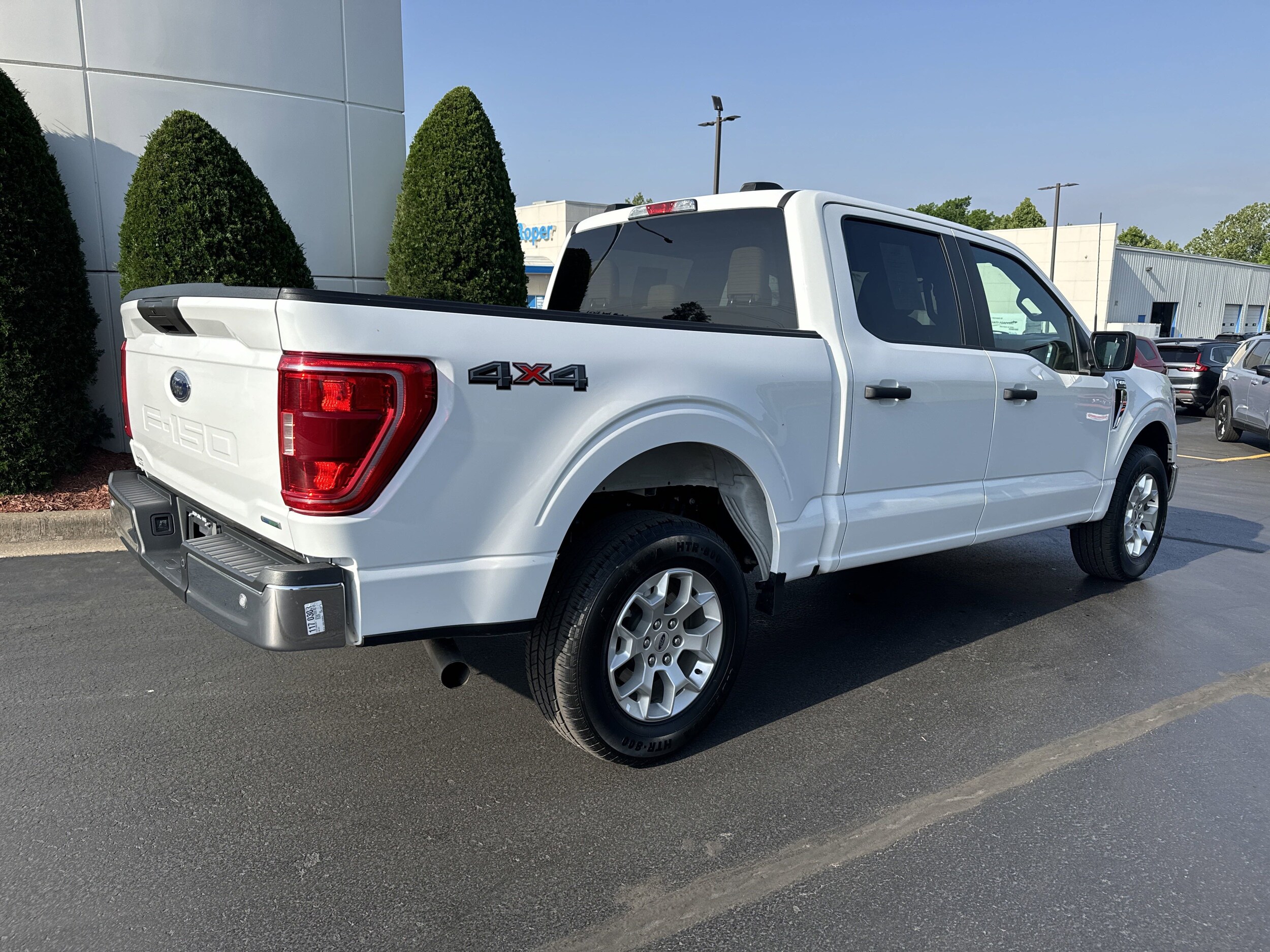 2023 Ford F-150 XLT photo 4