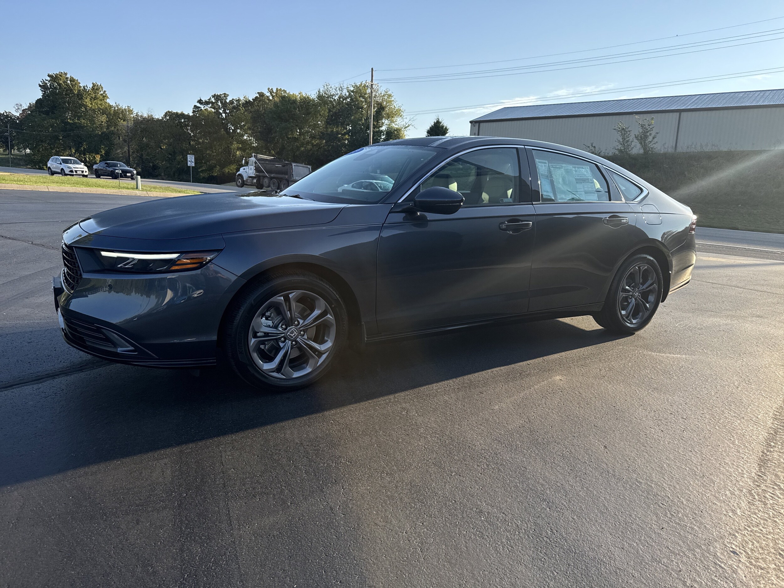 2025 Honda Accord Hybrid EX-L photo 2