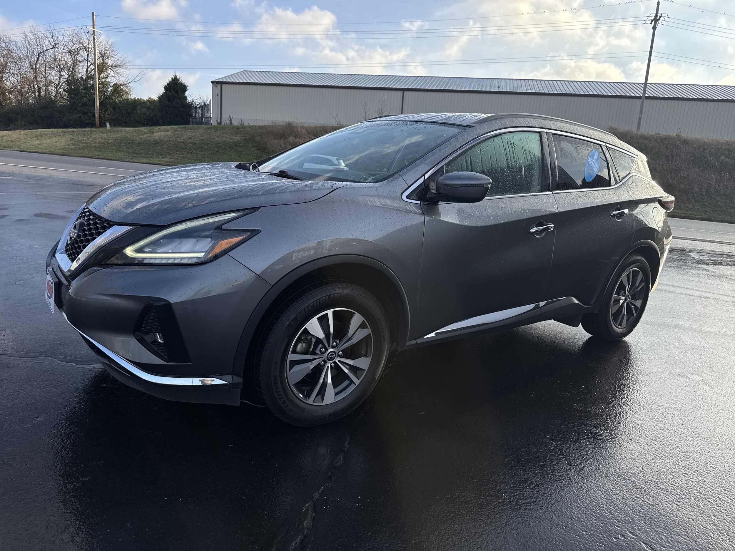 2023 Nissan Murano SV photo 2