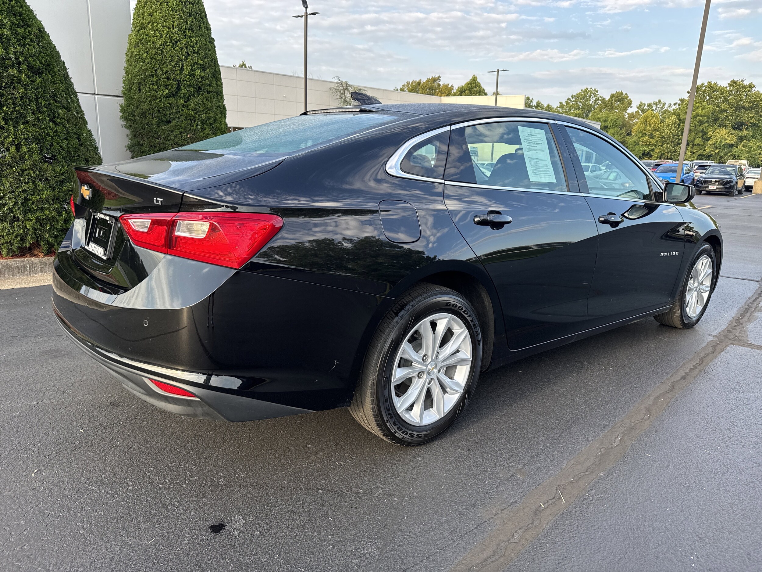 2024 Chevrolet Malibu 1LT photo 4