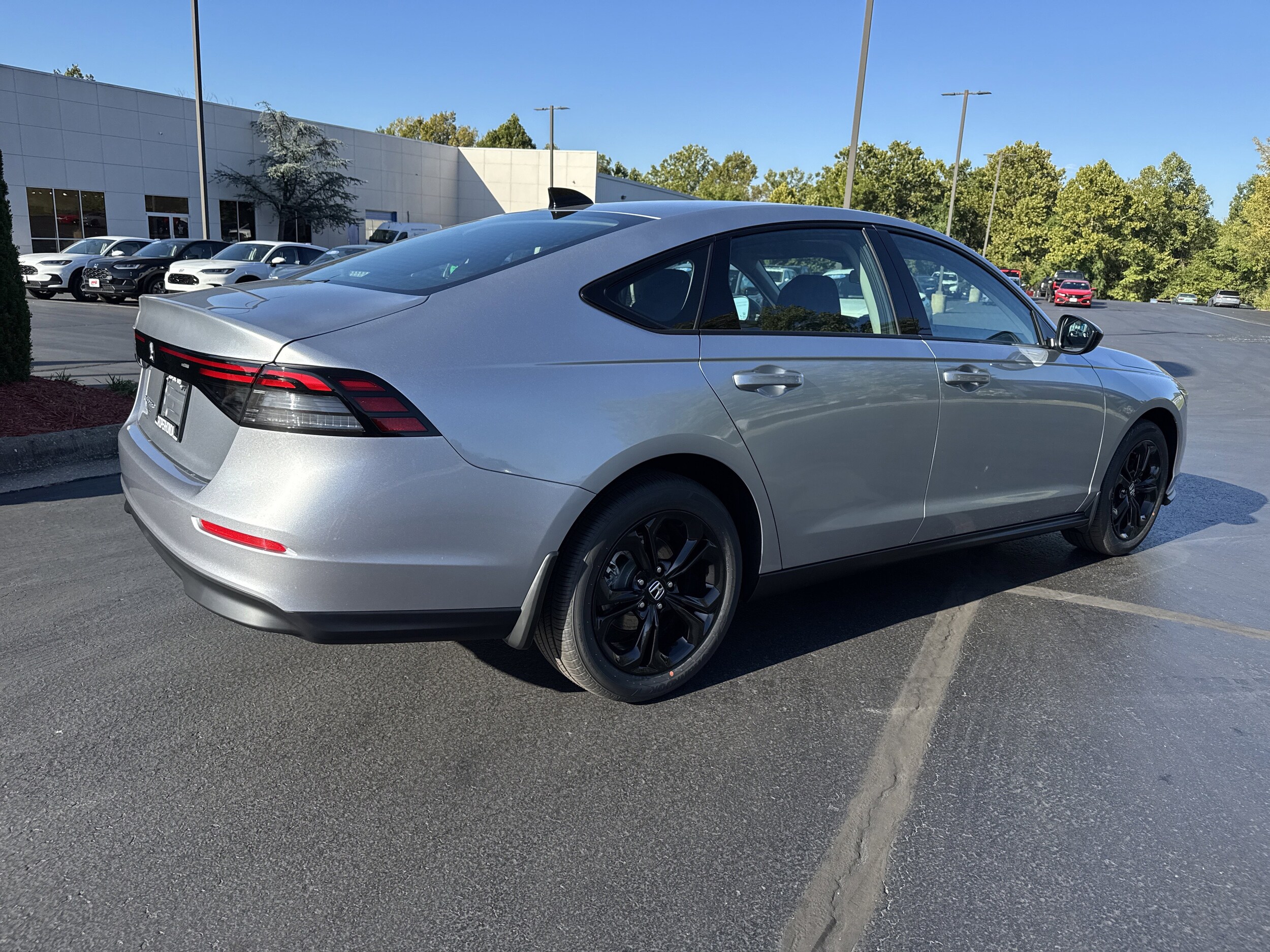 2025 Honda Accord SE photo 3