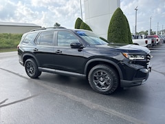 2025 Honda Pilot TrailSport SUV