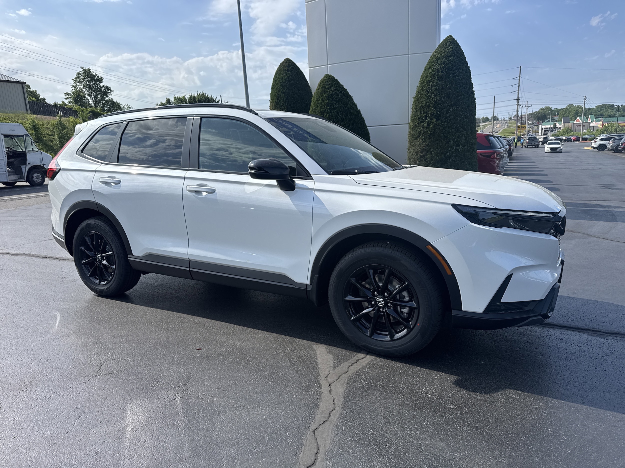 2026 Honda CR-V Hybrid Sport-L AWD's photo