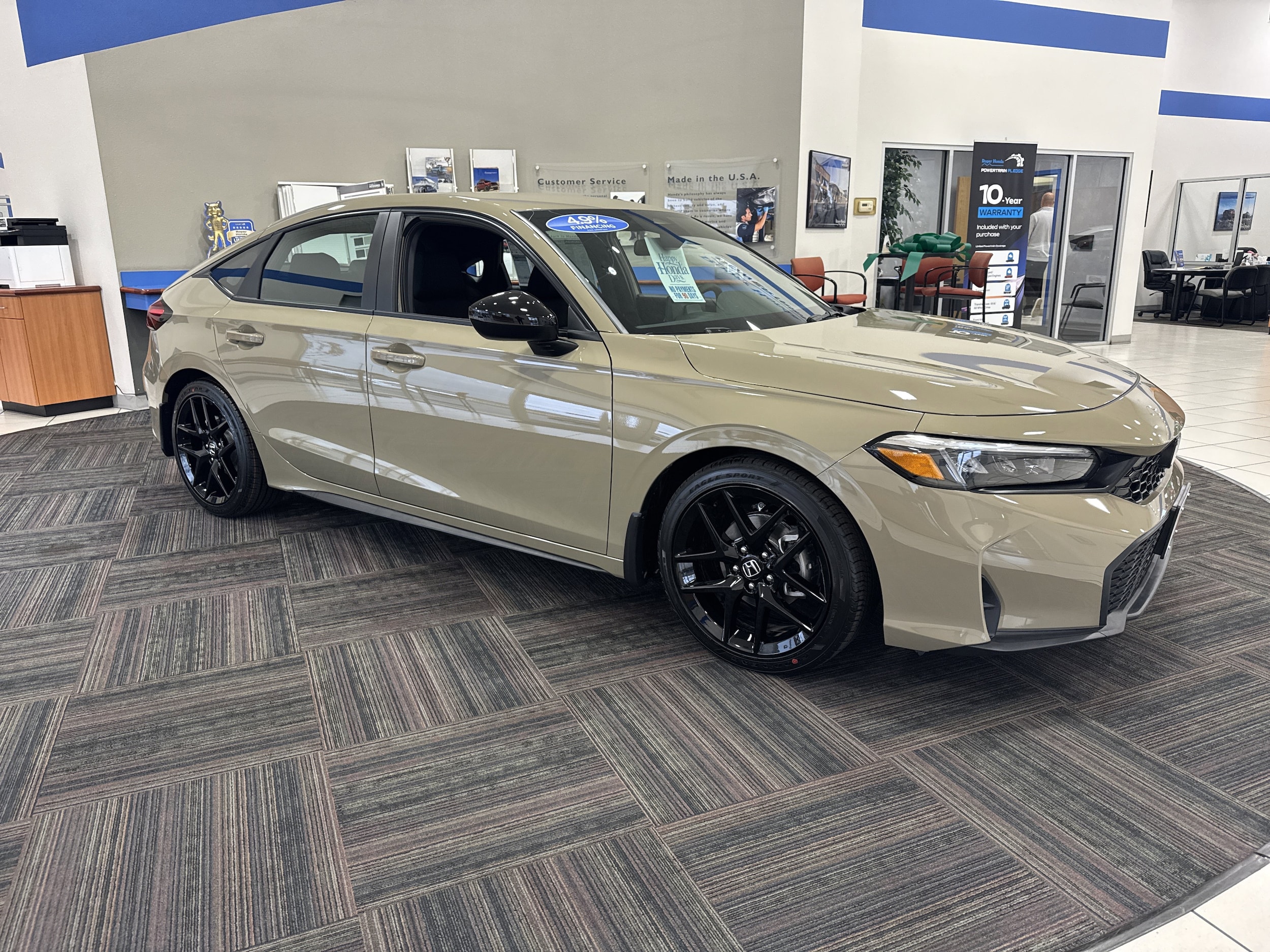 2026 Honda Civic Hatchback Sport's photo