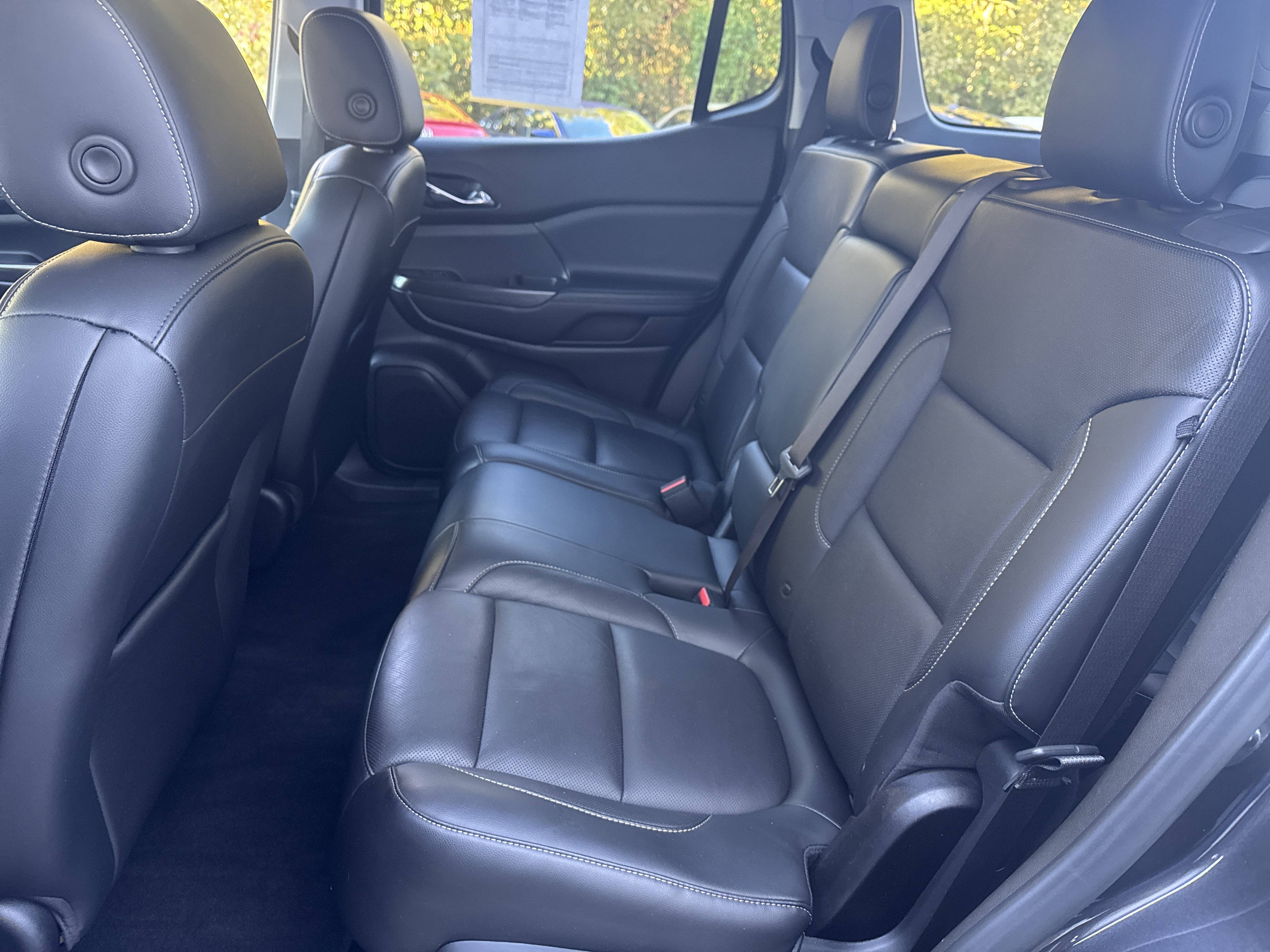 Used 2019 GMC Acadia SLT-1 SUV