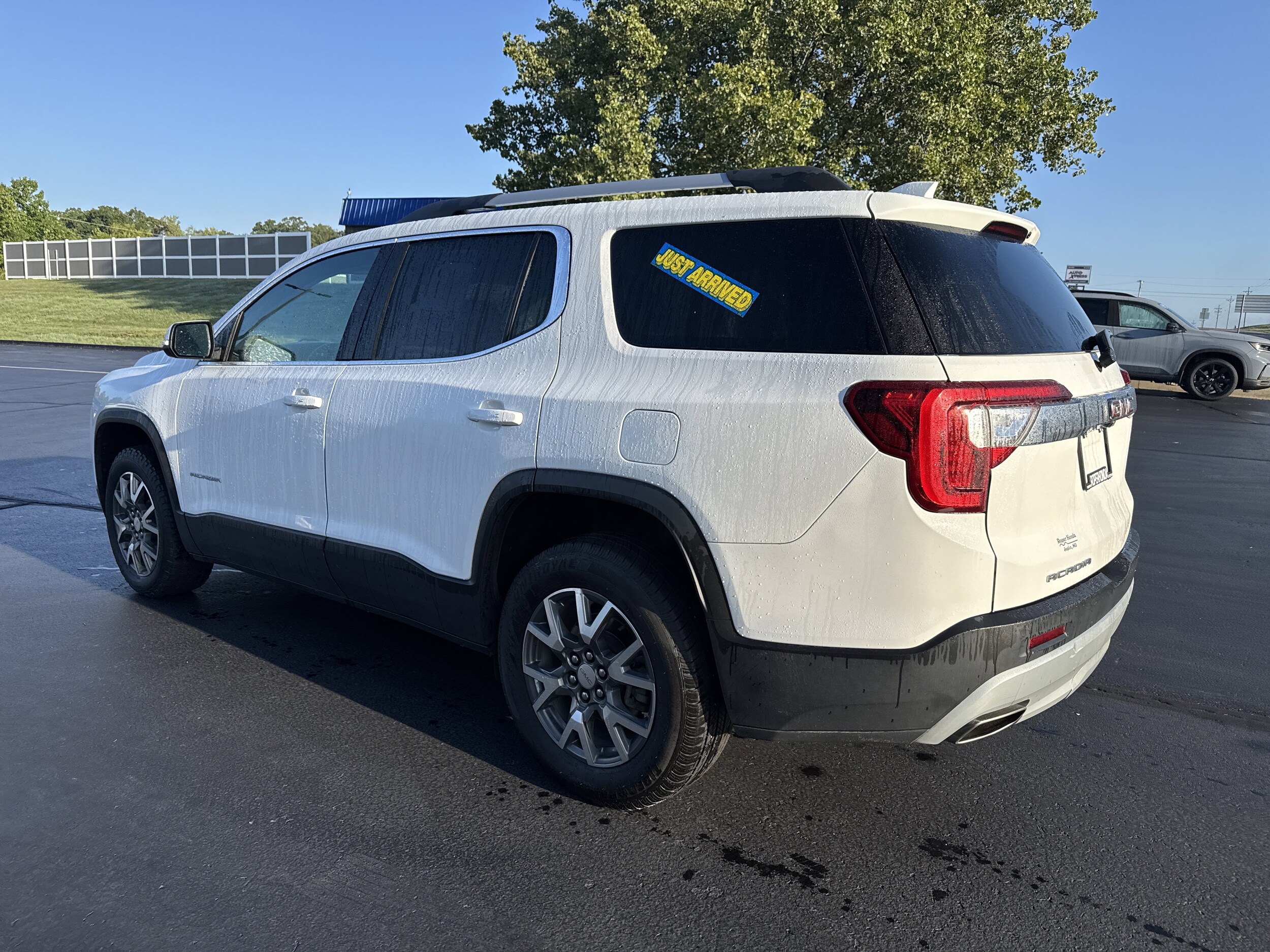 2023 Gmc Acadia SLT photo 3