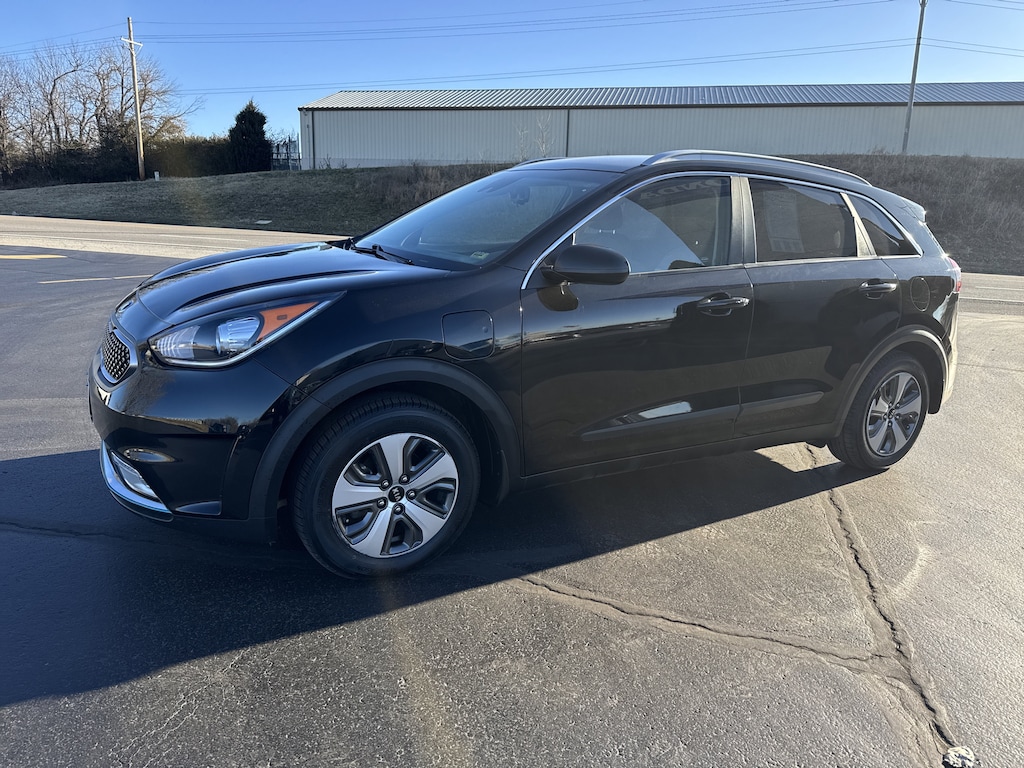 Used 2019 Kia Niro Plug-In Hybrid LX SUV