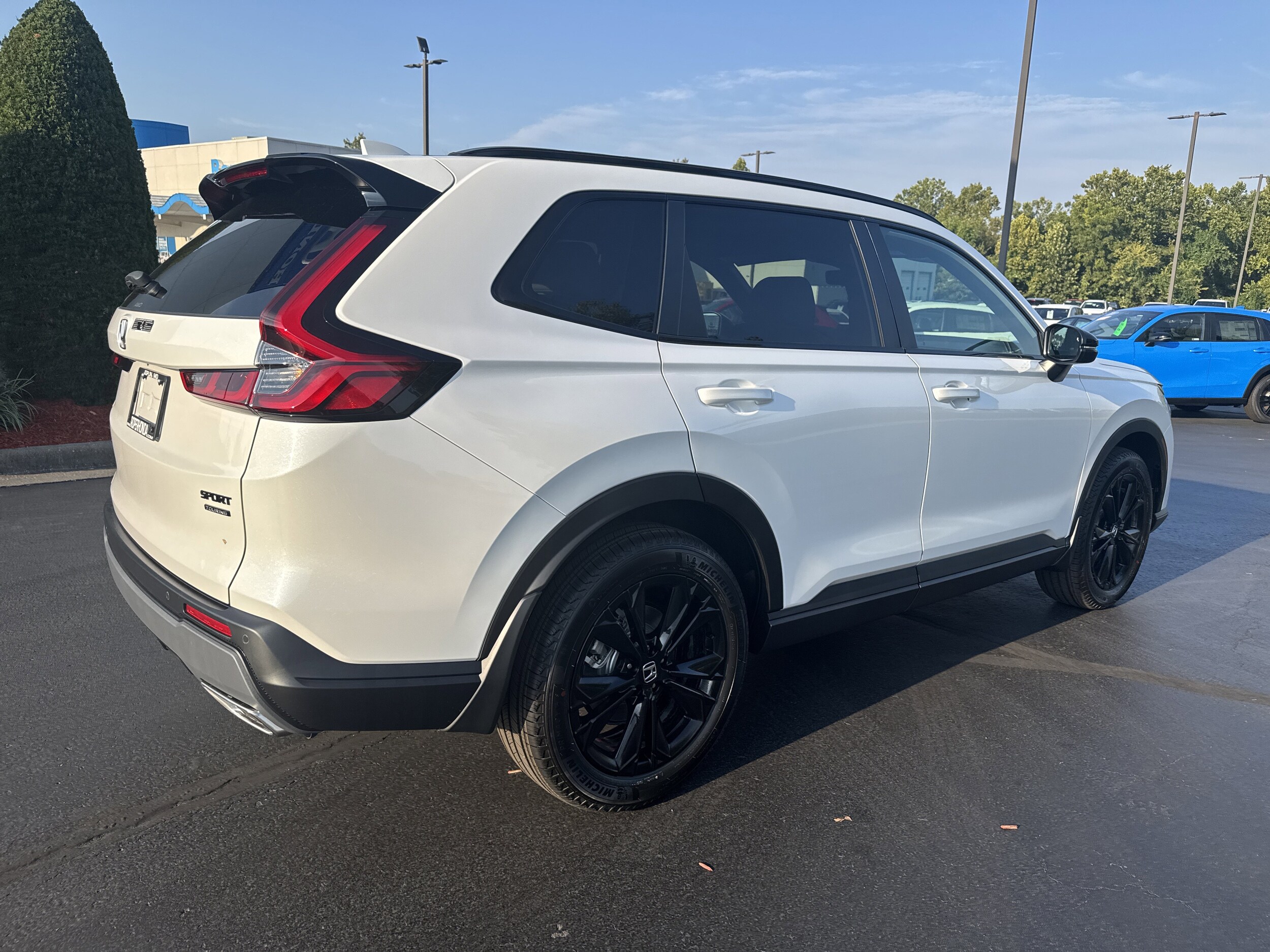 2026 Honda CR-V Sport Touring photo 4