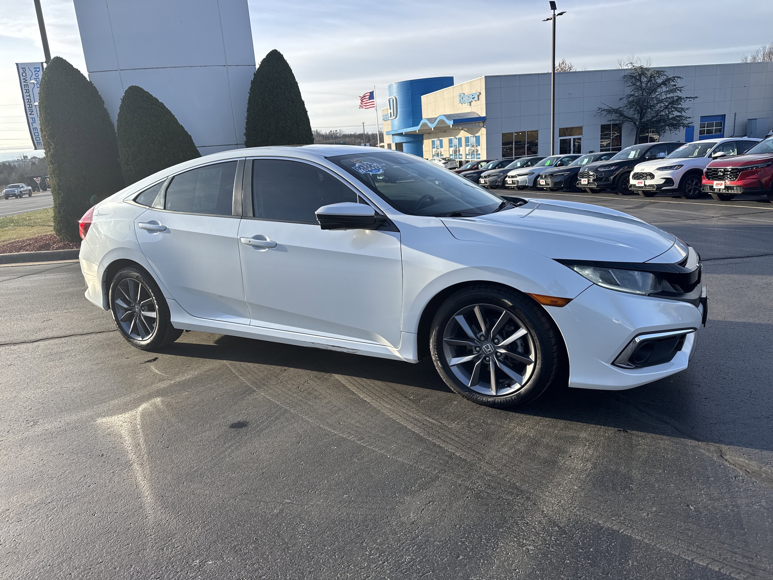 2019 Honda Civic EX's photo