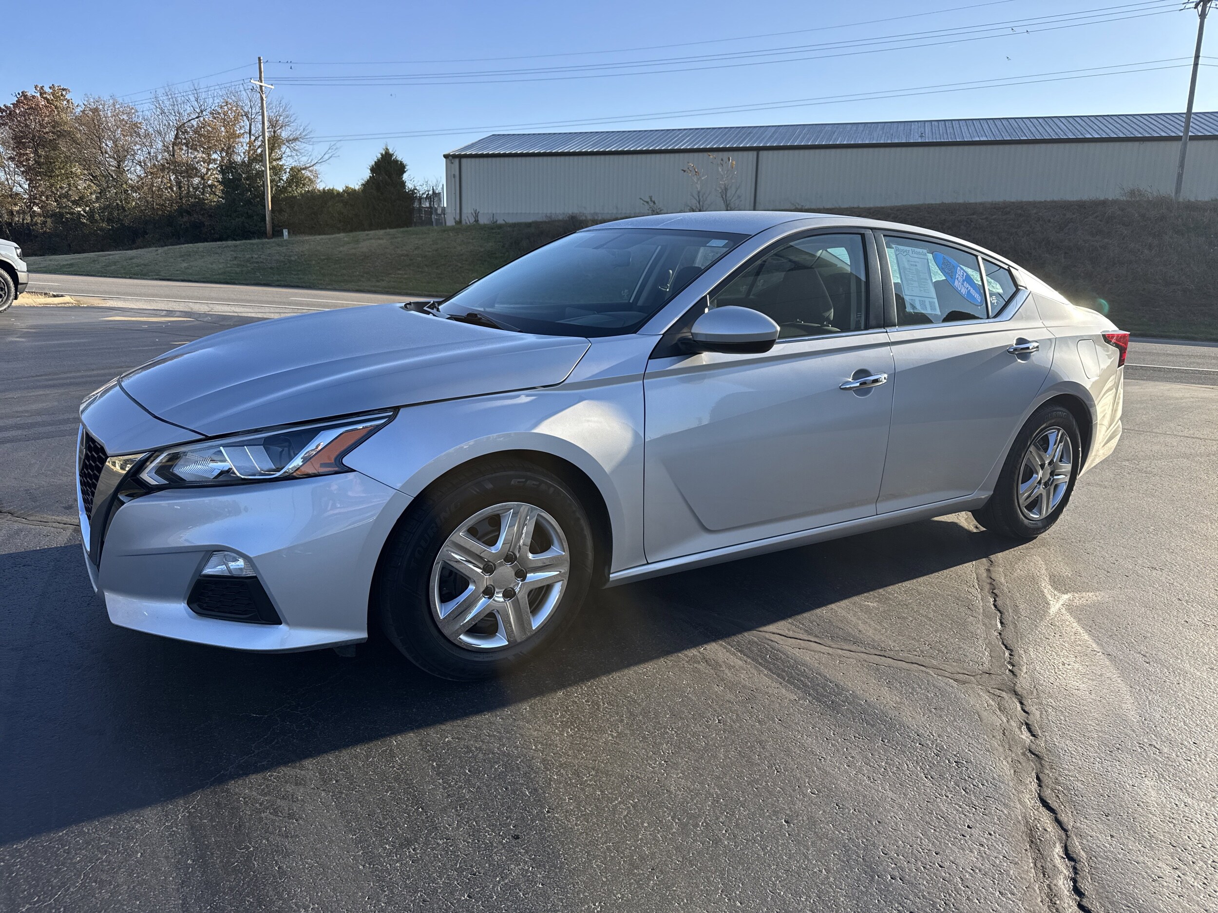 2020 Nissan Altima 2.5 S photo 2
