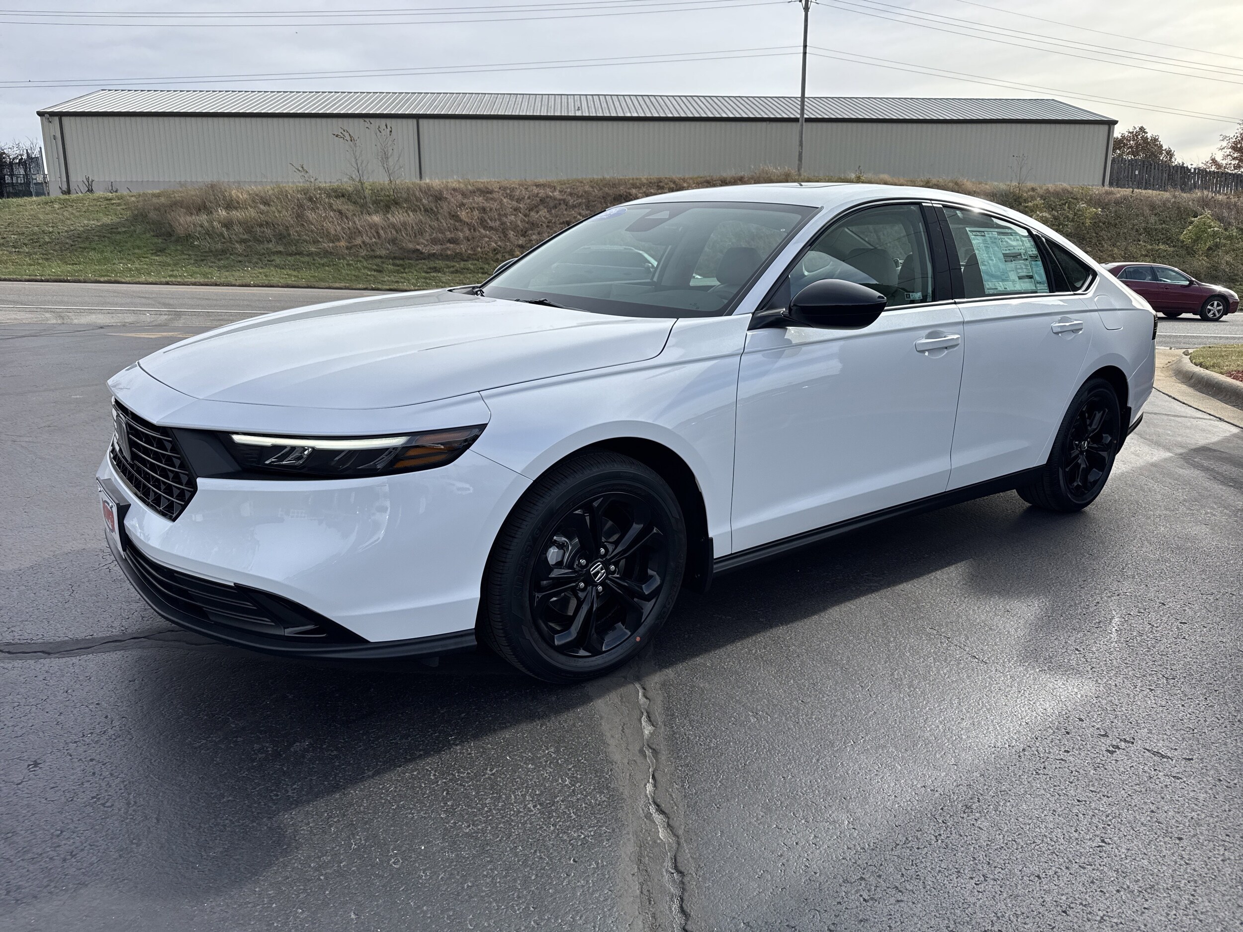 2025 Honda Accord SE photo 2