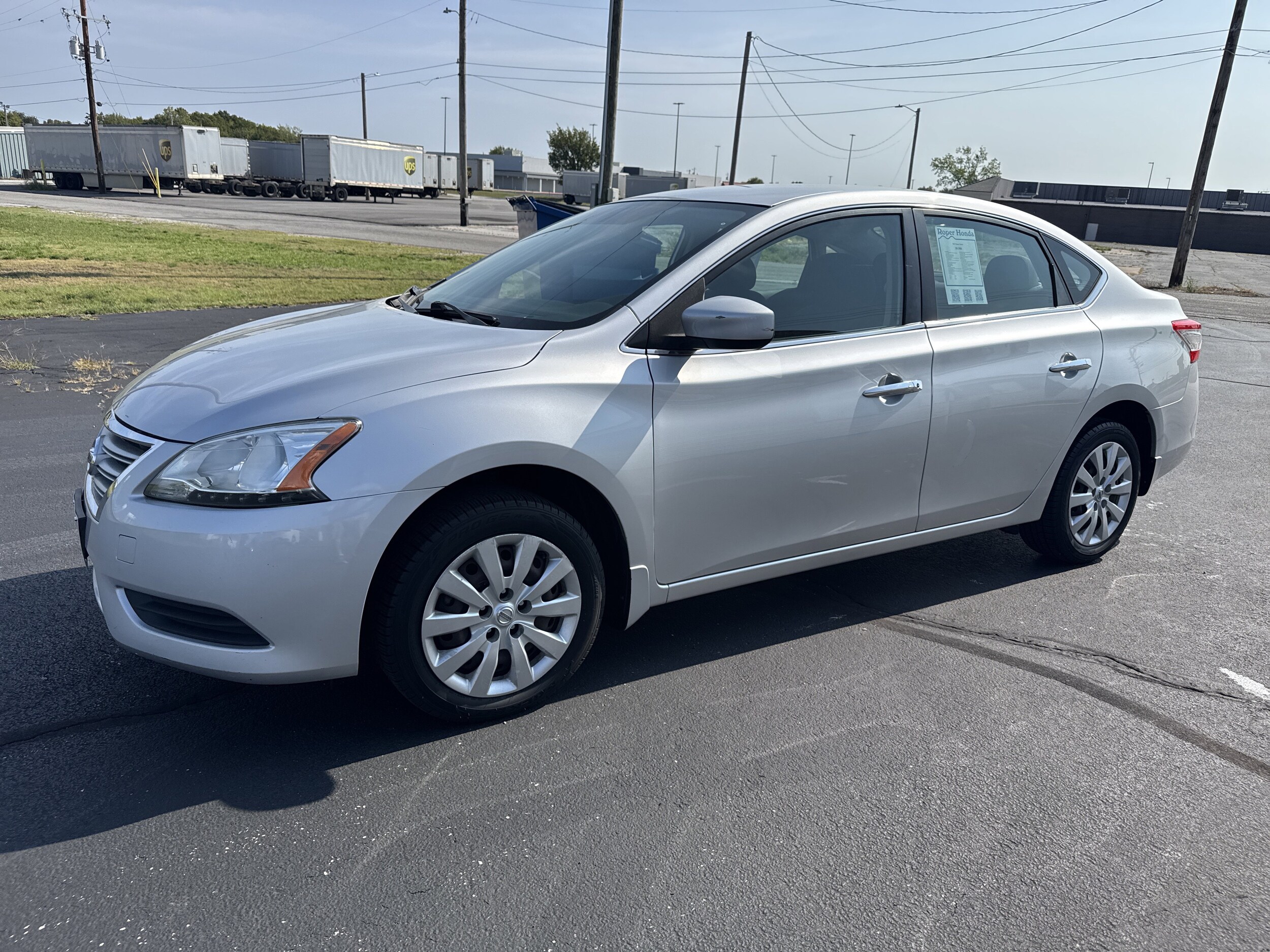 2015 Nissan Sentra SV photo 2