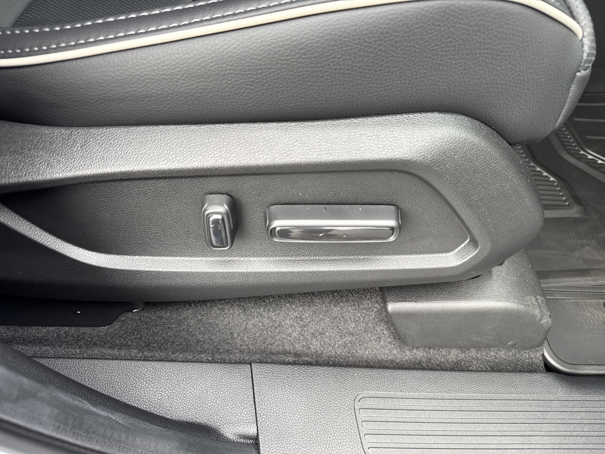 2026 Honda Pilot Elite - Photo 21