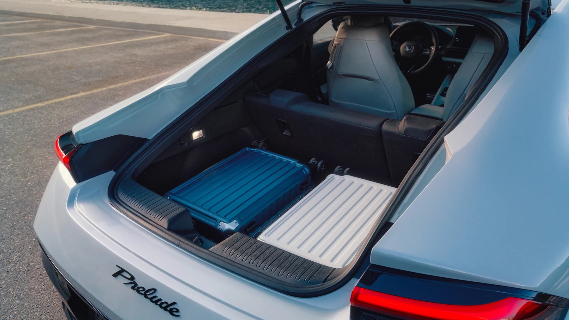 prelude cargo space.jpg