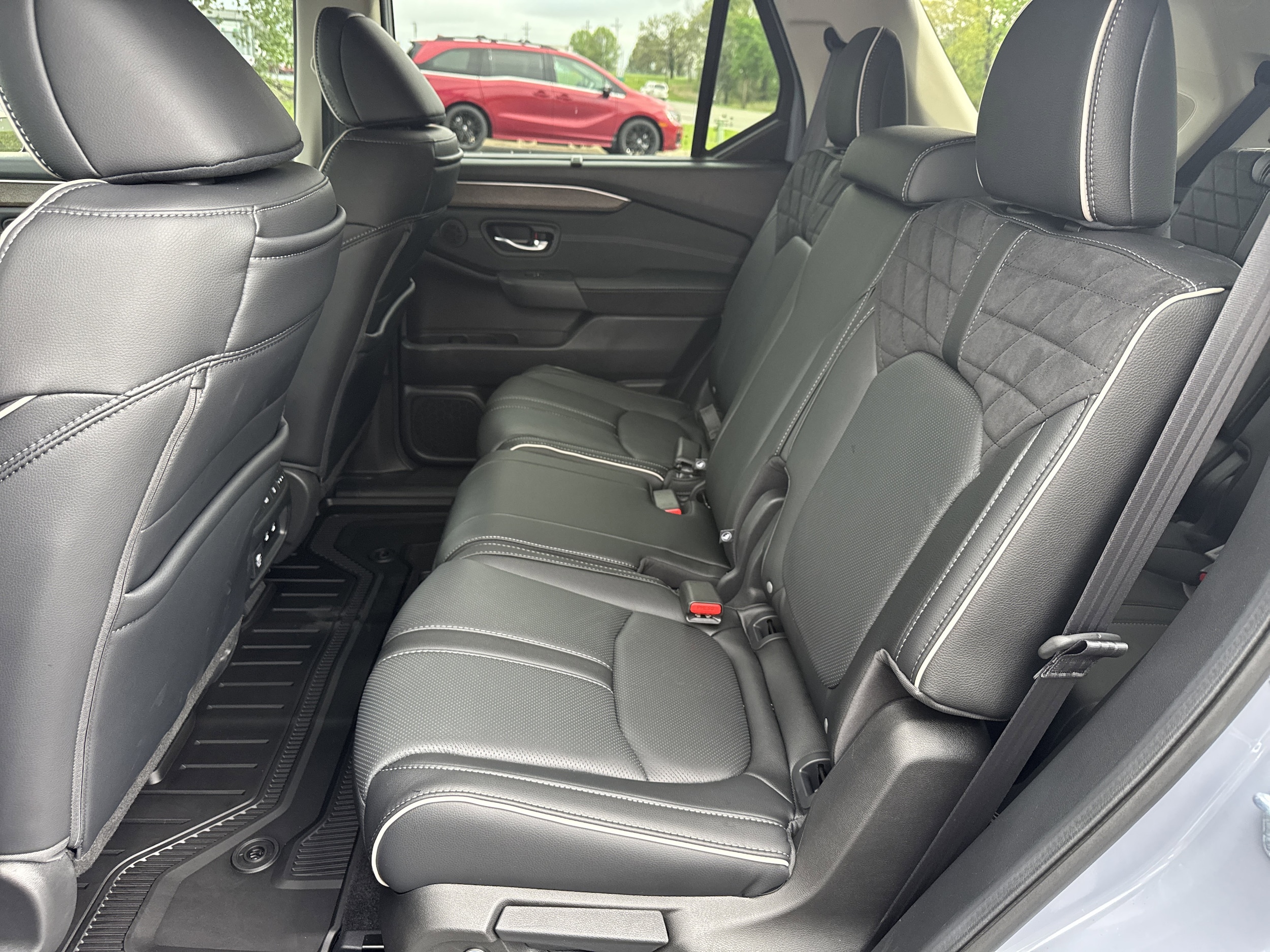 2026 Honda Pilot Elite - Photo 11