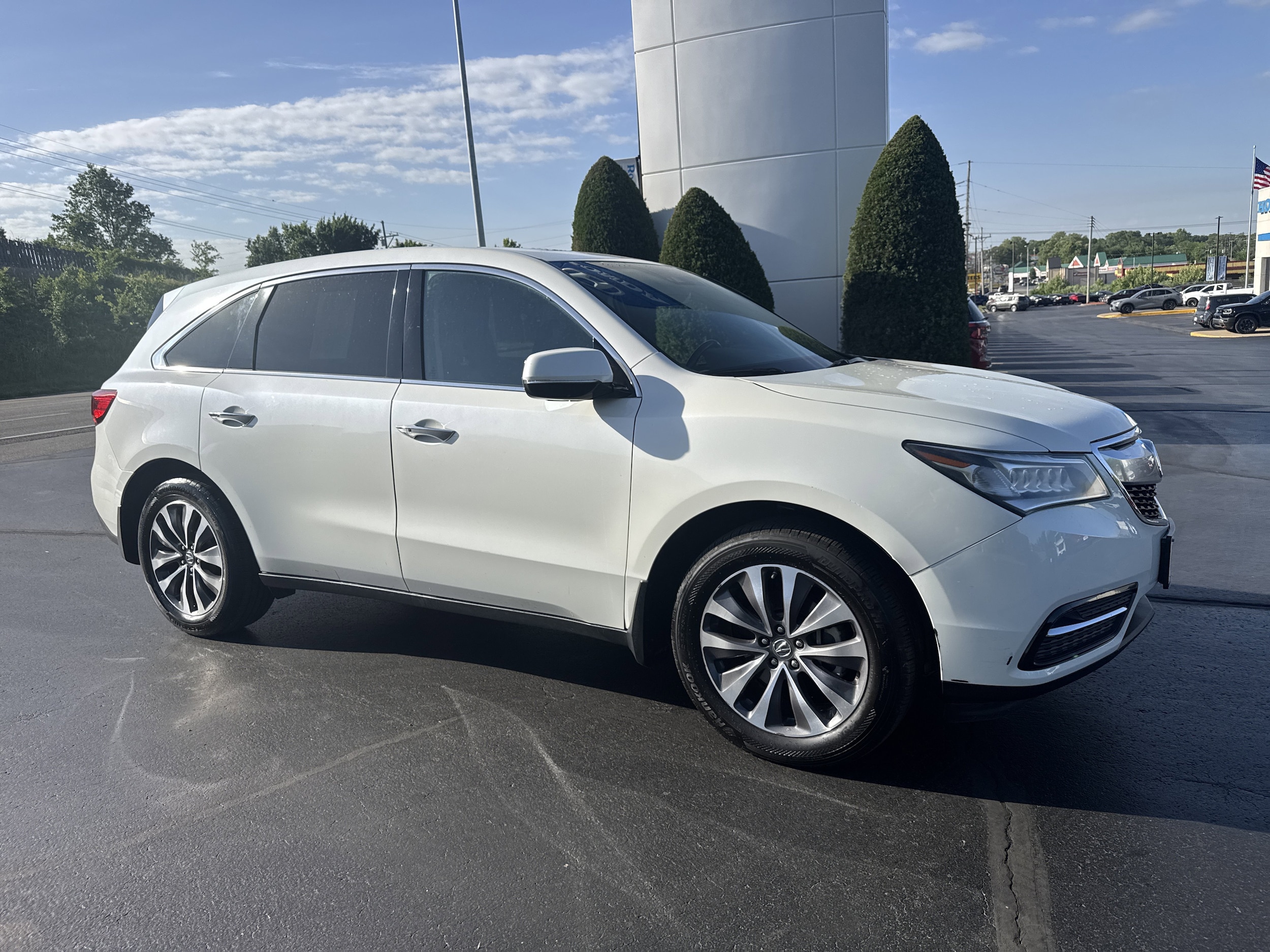 2016 Acura MDX SH-AWD w/Technology & AcuraWatch Package's photo