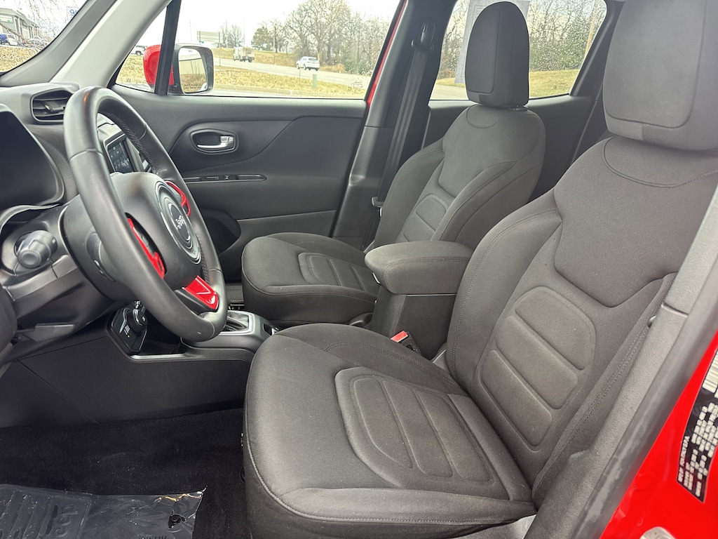 Used 2018 Jeep Renegade Latitude 4x4 SUV
