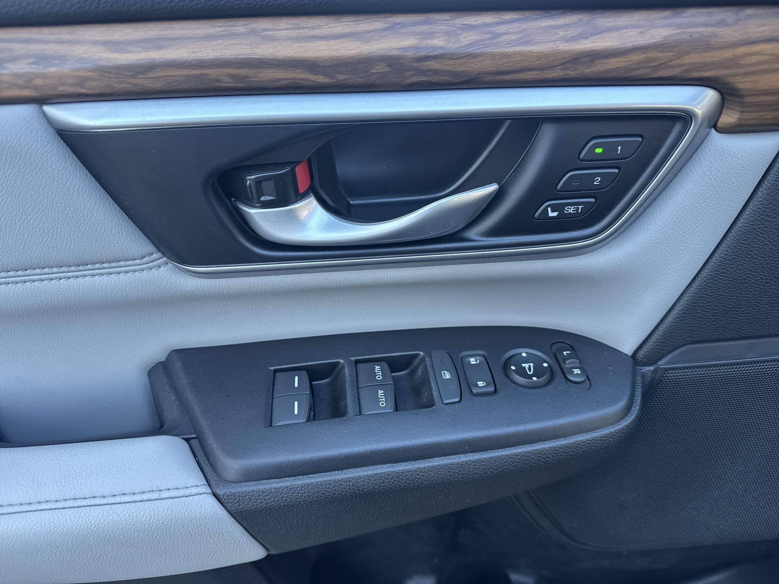 2021 Honda CR-V Touring - Photo 9