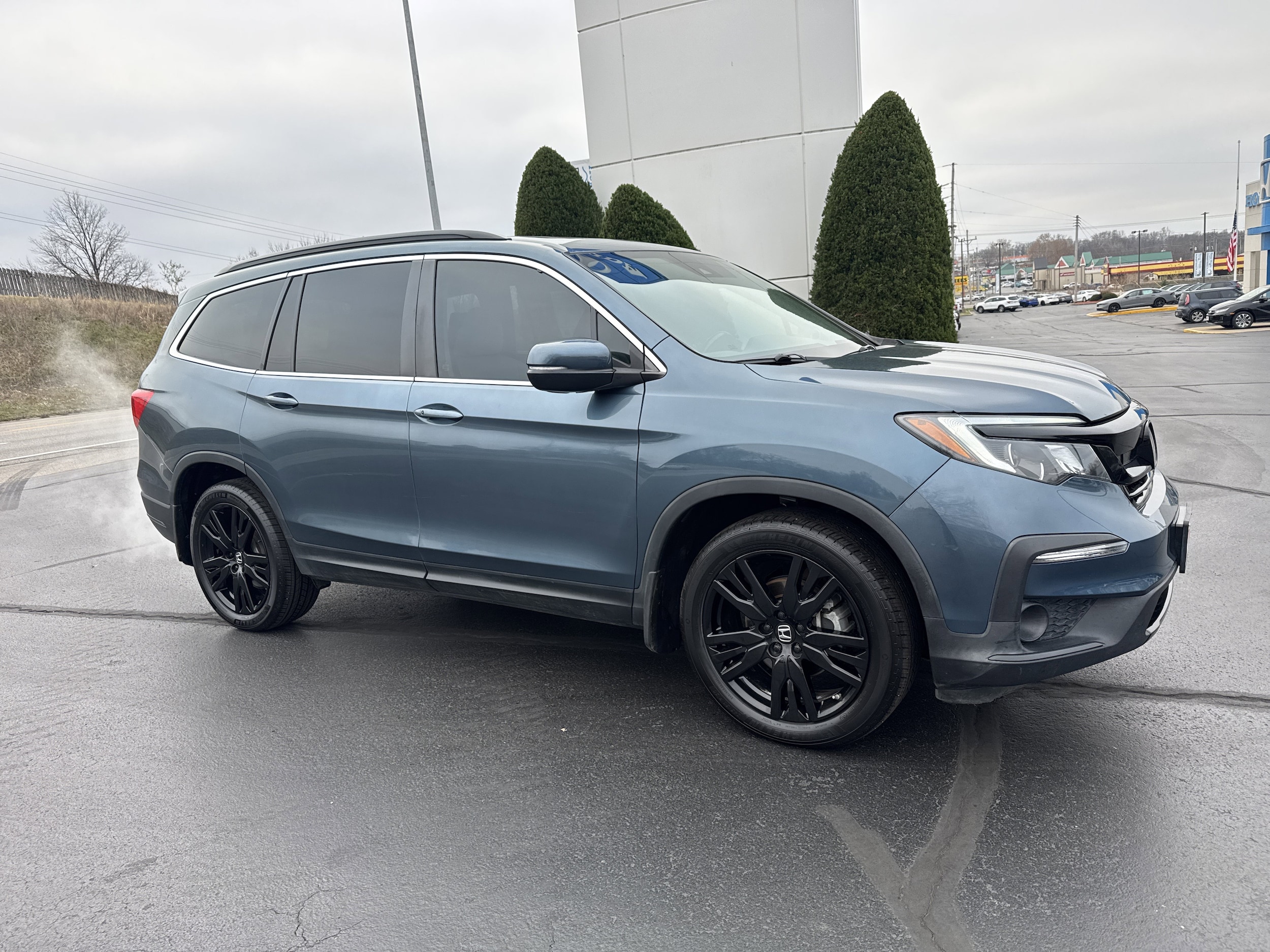 2022 Honda Pilot SE's photo
