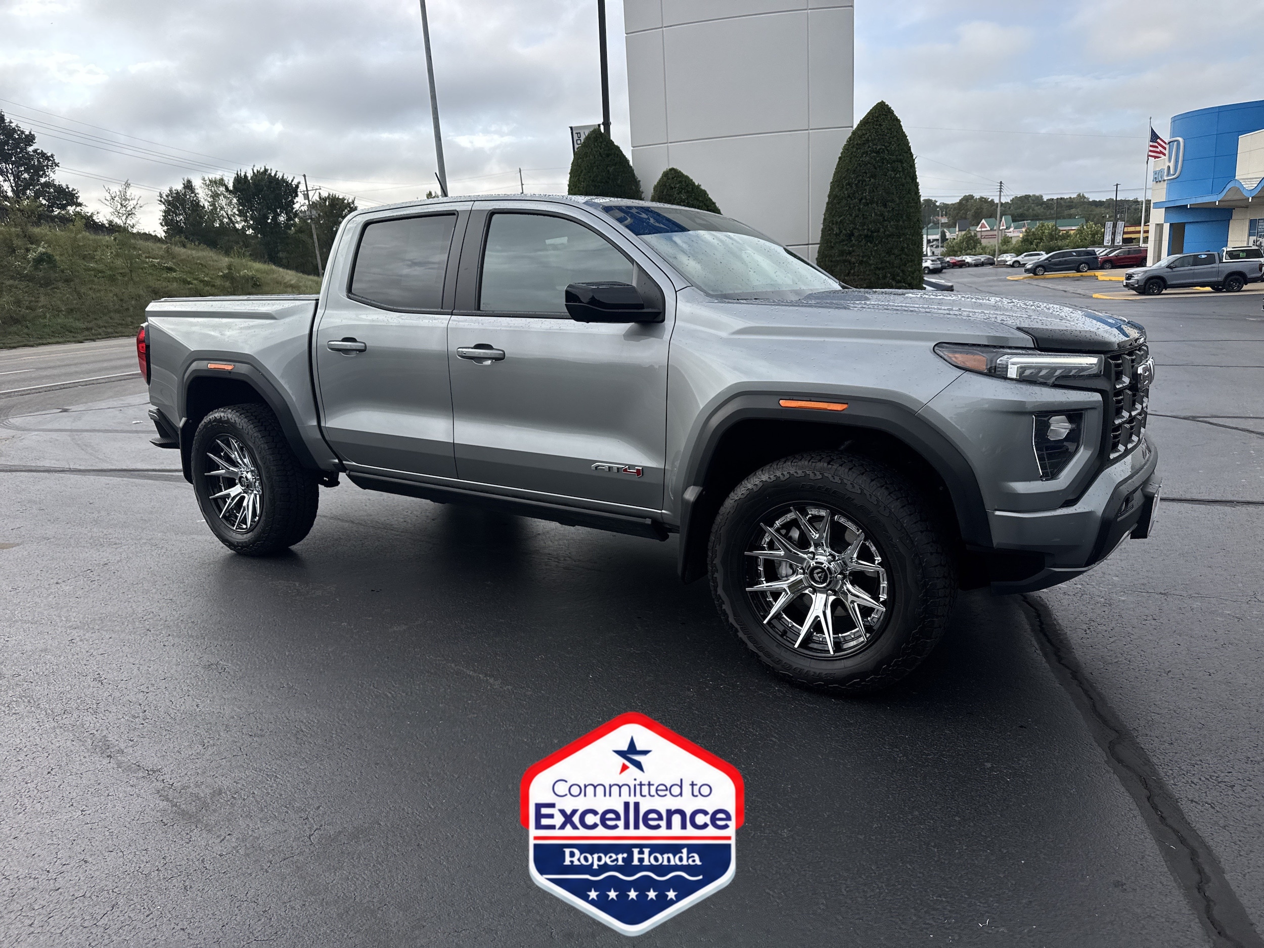 2024 GMC Canyon