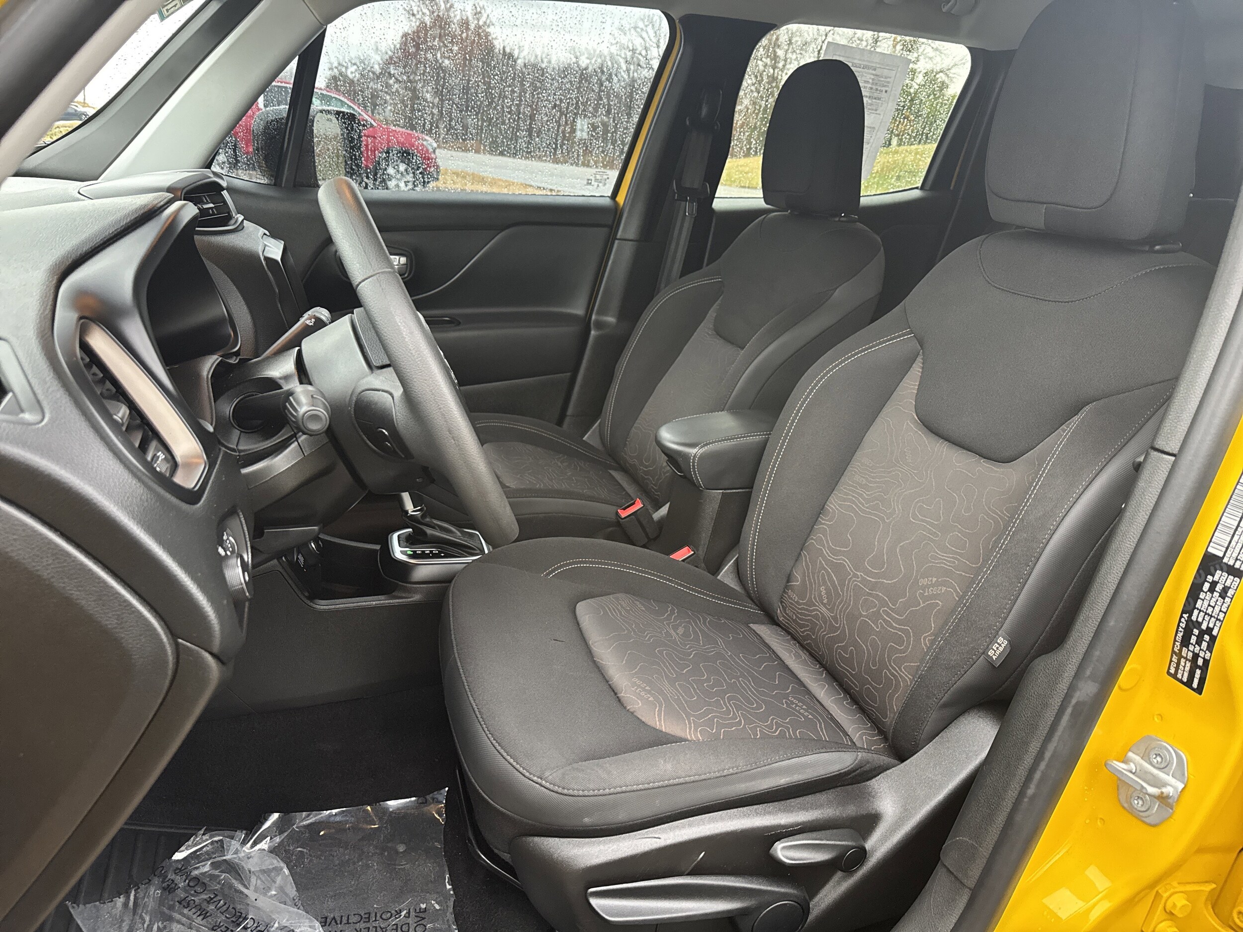 2023 Jeep Renegade Latitude photo 4