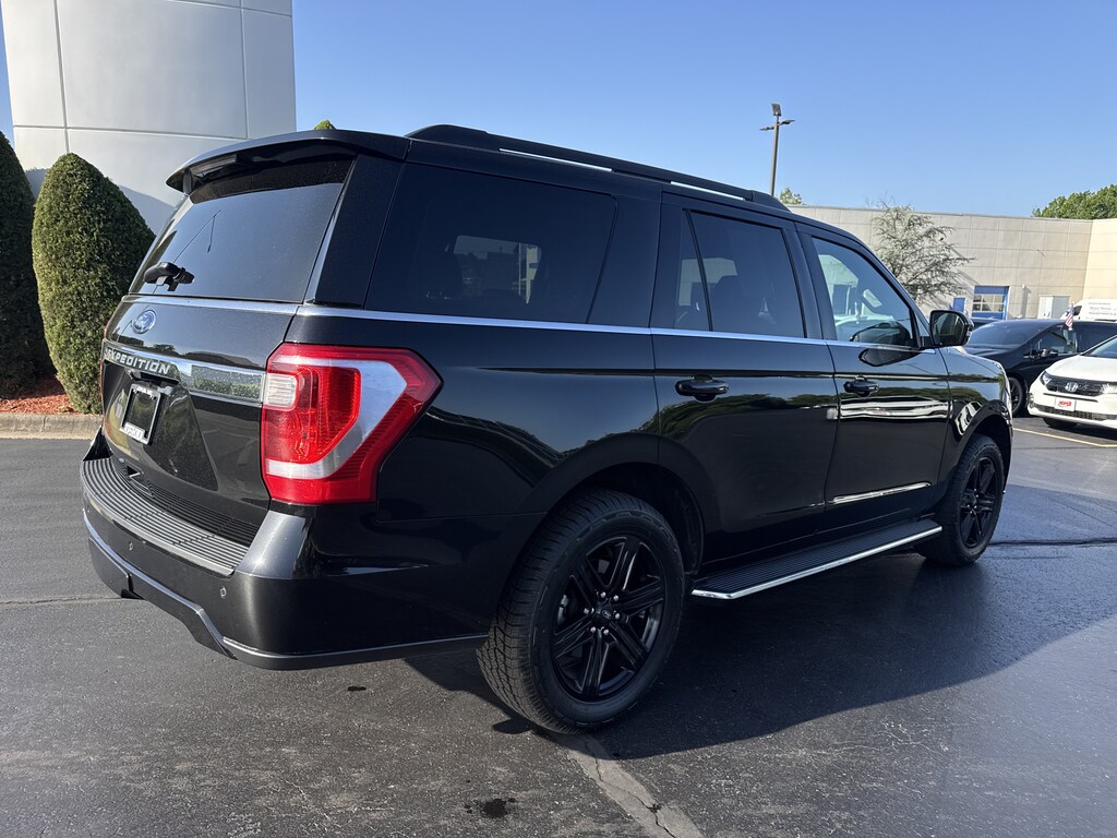 Used 2021 Ford Expedition XLT SUV