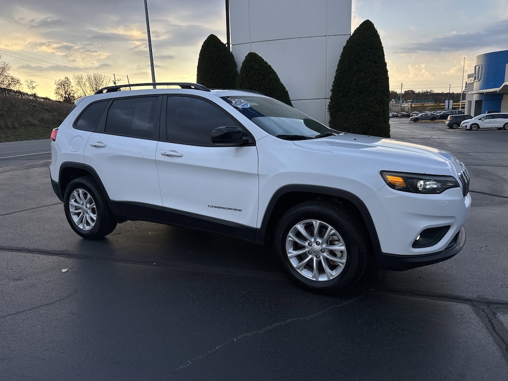 Used 2022 Jeep Cherokee Latitude Lux SUV