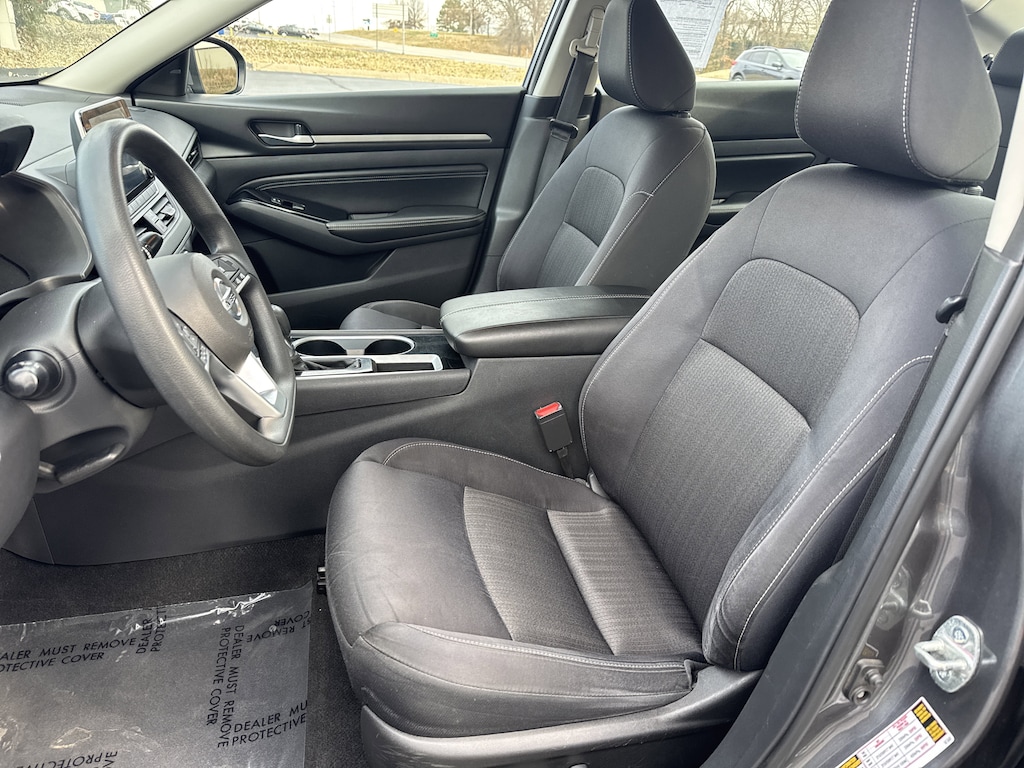 Used 2021 Nissan Altima 2.5 SV Sedan