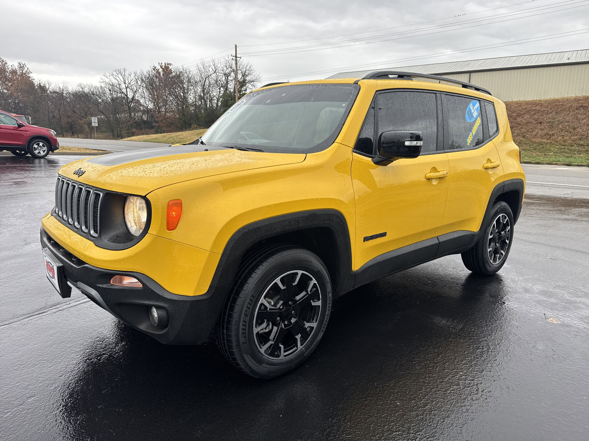 2023 Jeep Renegade Latitude photo 3