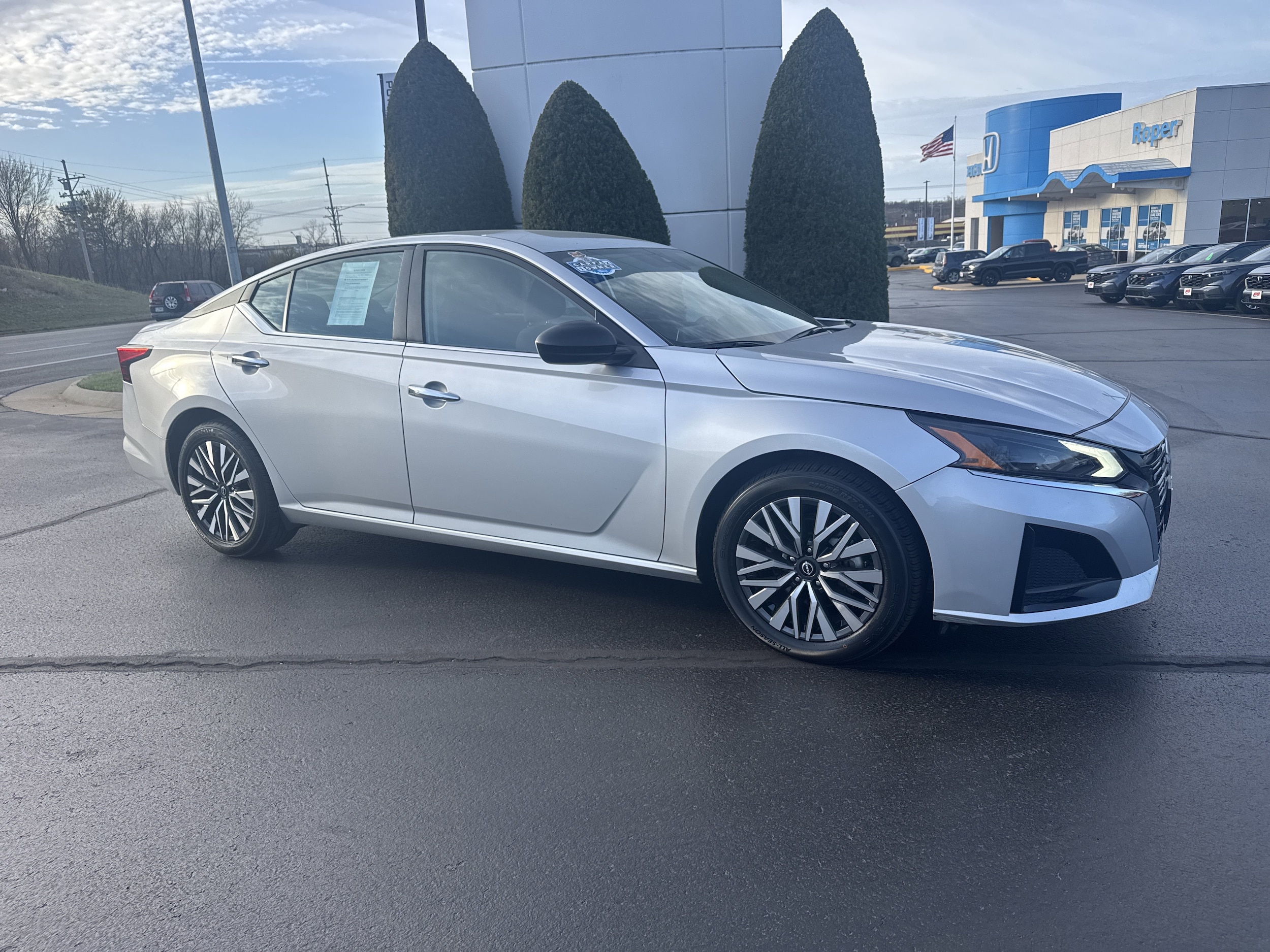 2024 Nissan Altima SV