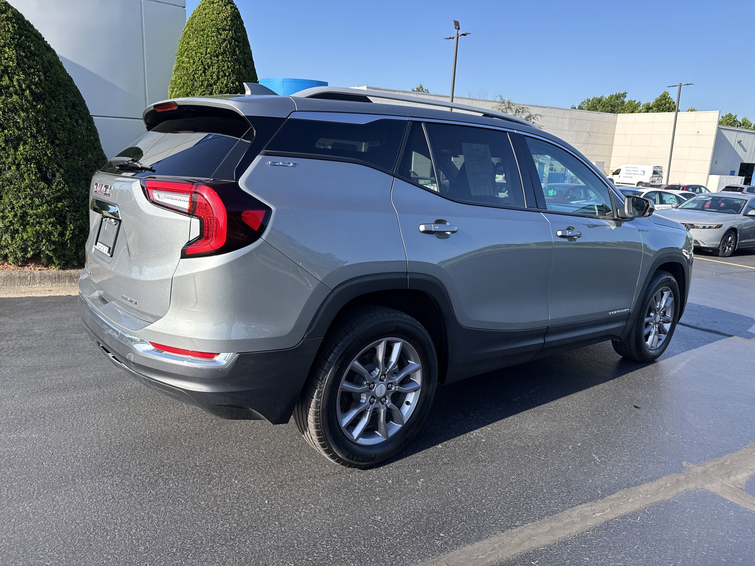 2023 Gmc Terrain SLT photo 4