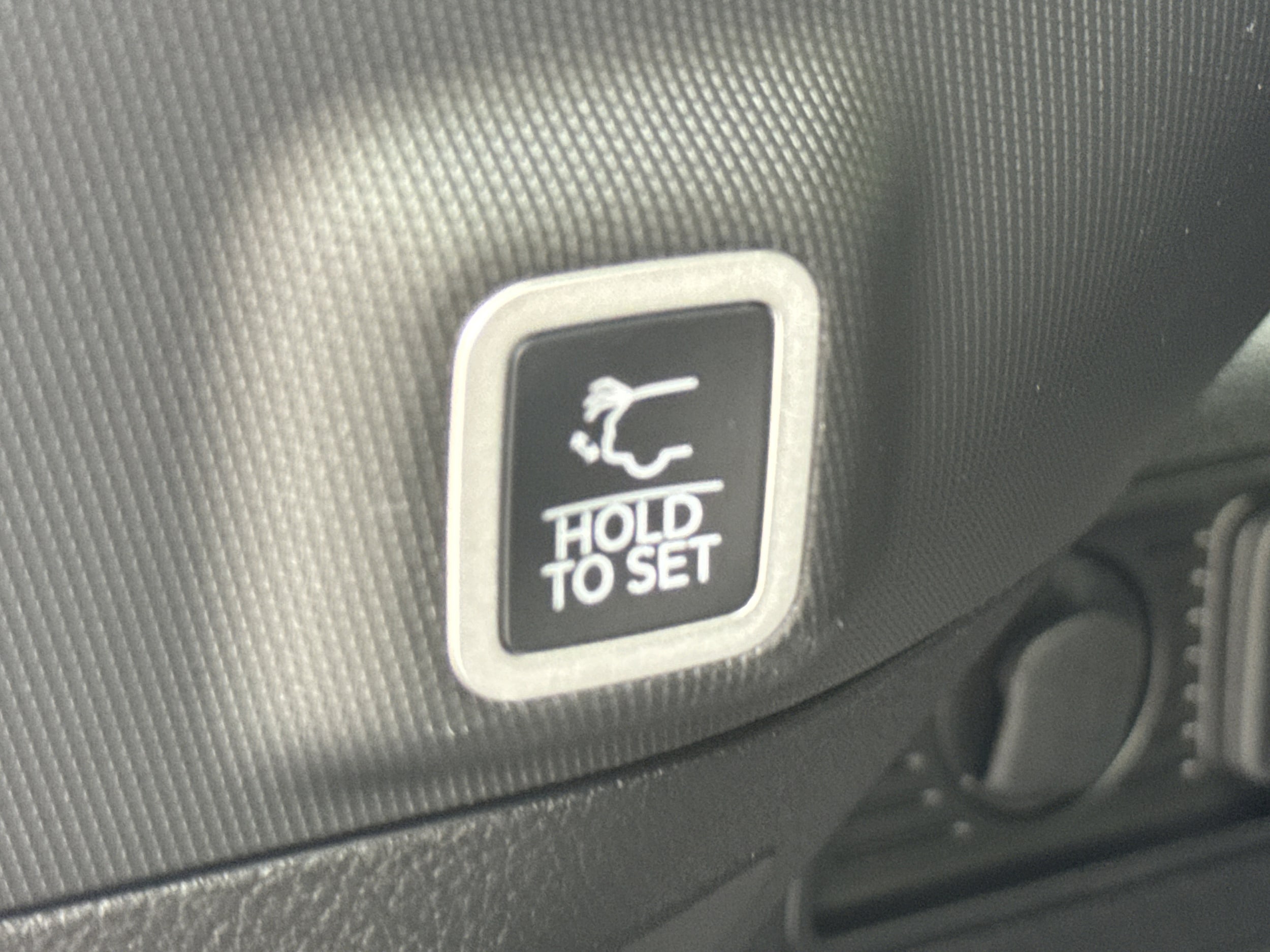 2025 Jeep Grand Cherokee Limited - Photo 12