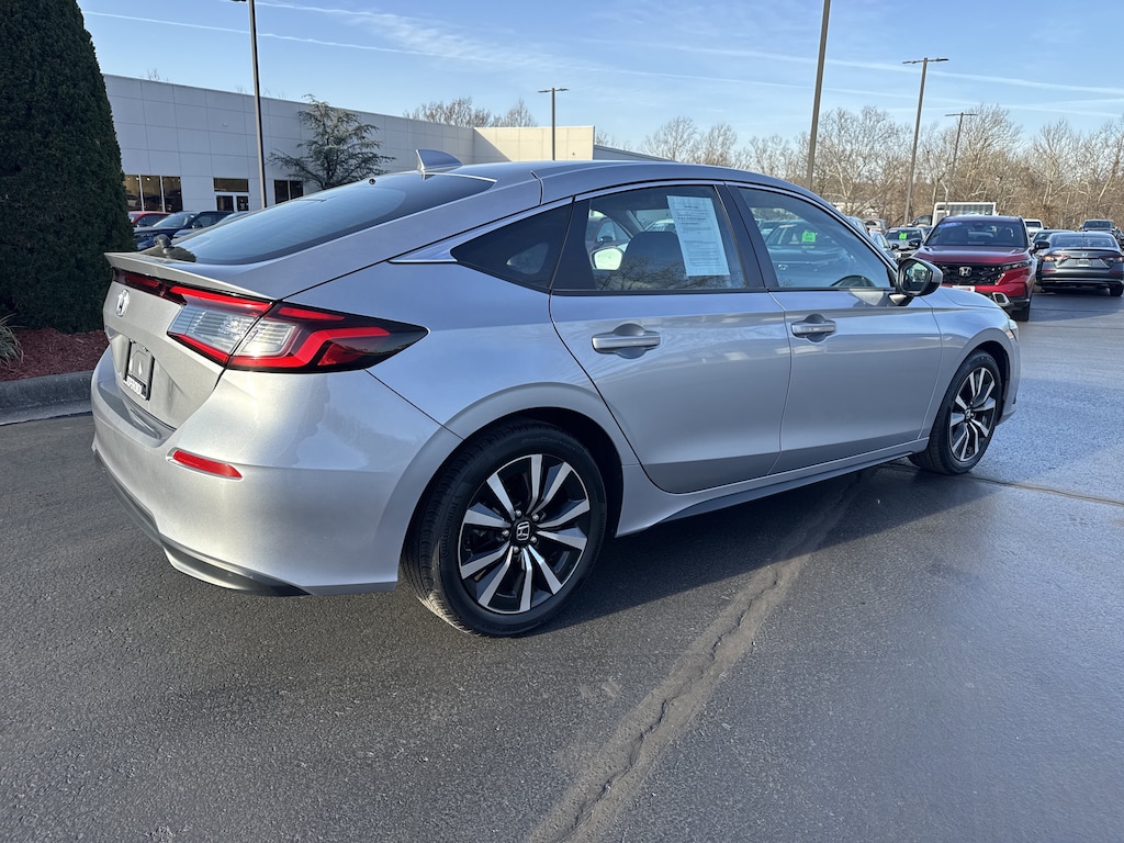 Used 2024 Honda Civic EX-L Hatchback