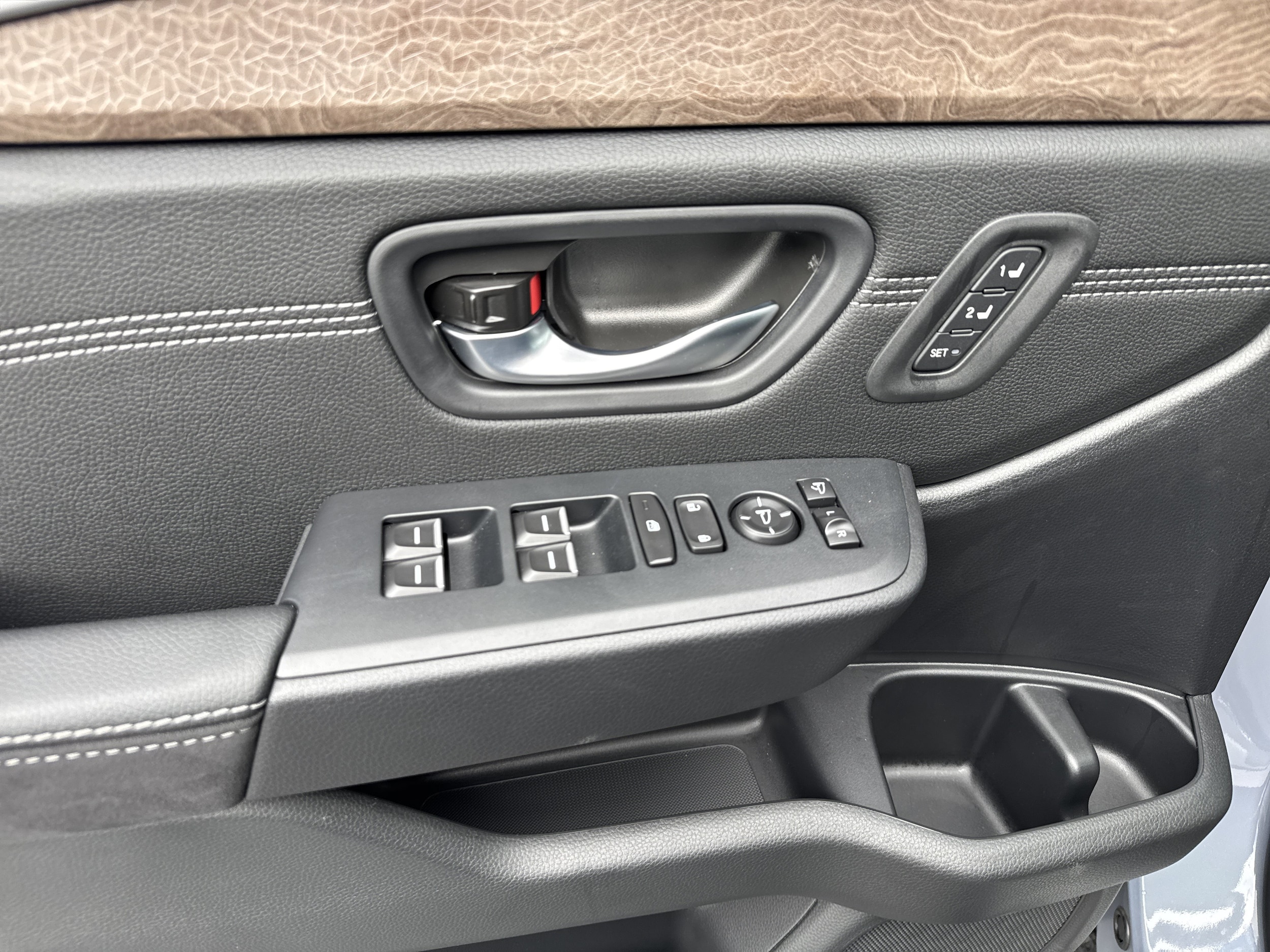 2026 Honda Pilot Elite - Photo 6