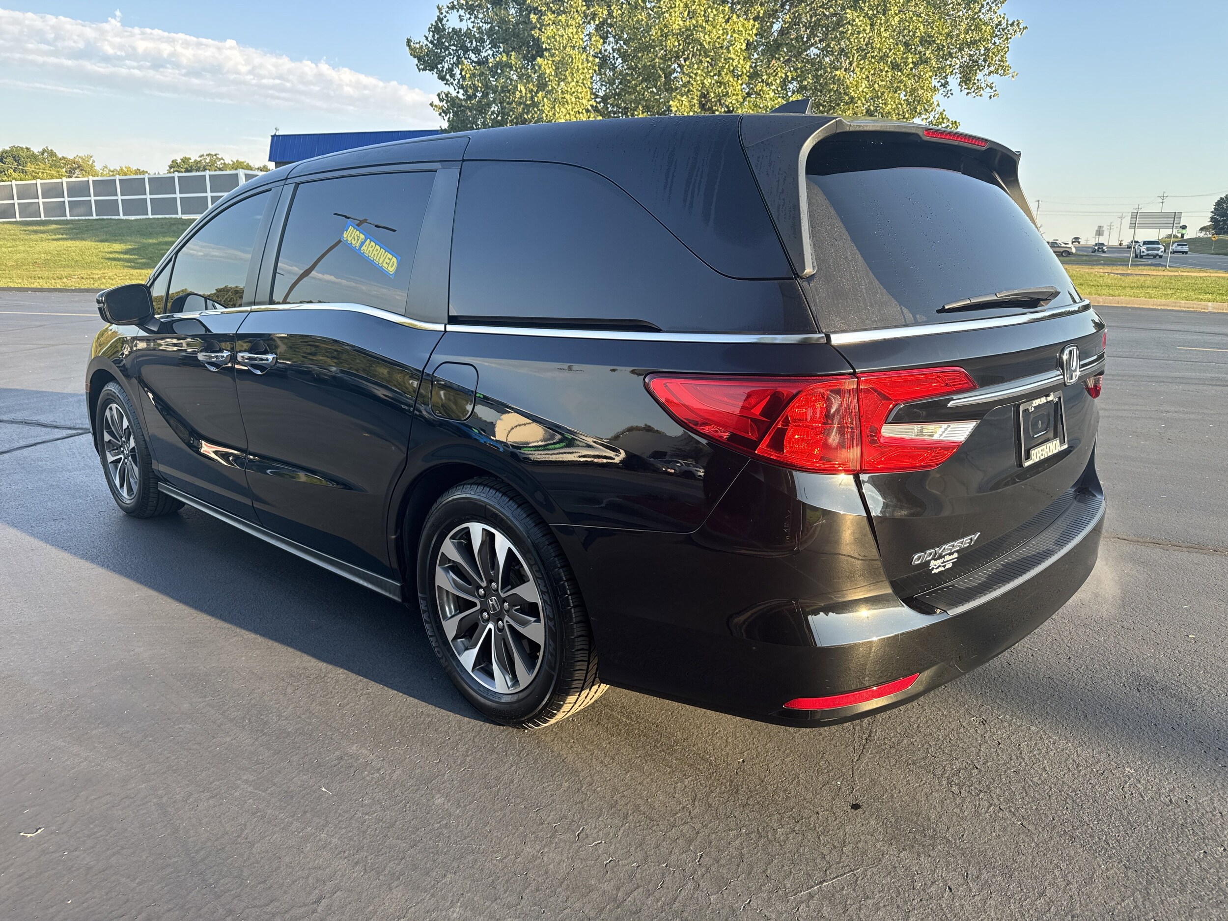 2022 Honda Odyssey EX-L photo 2