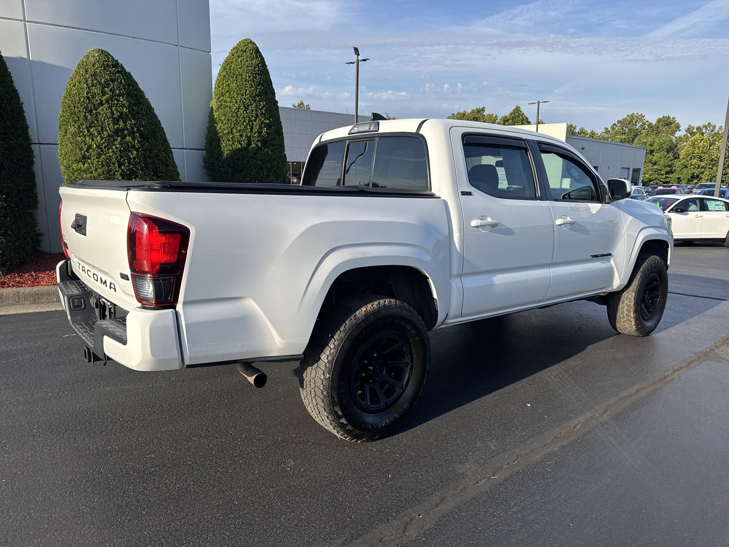 2018 Toyota Tacoma SR V6 photo 4